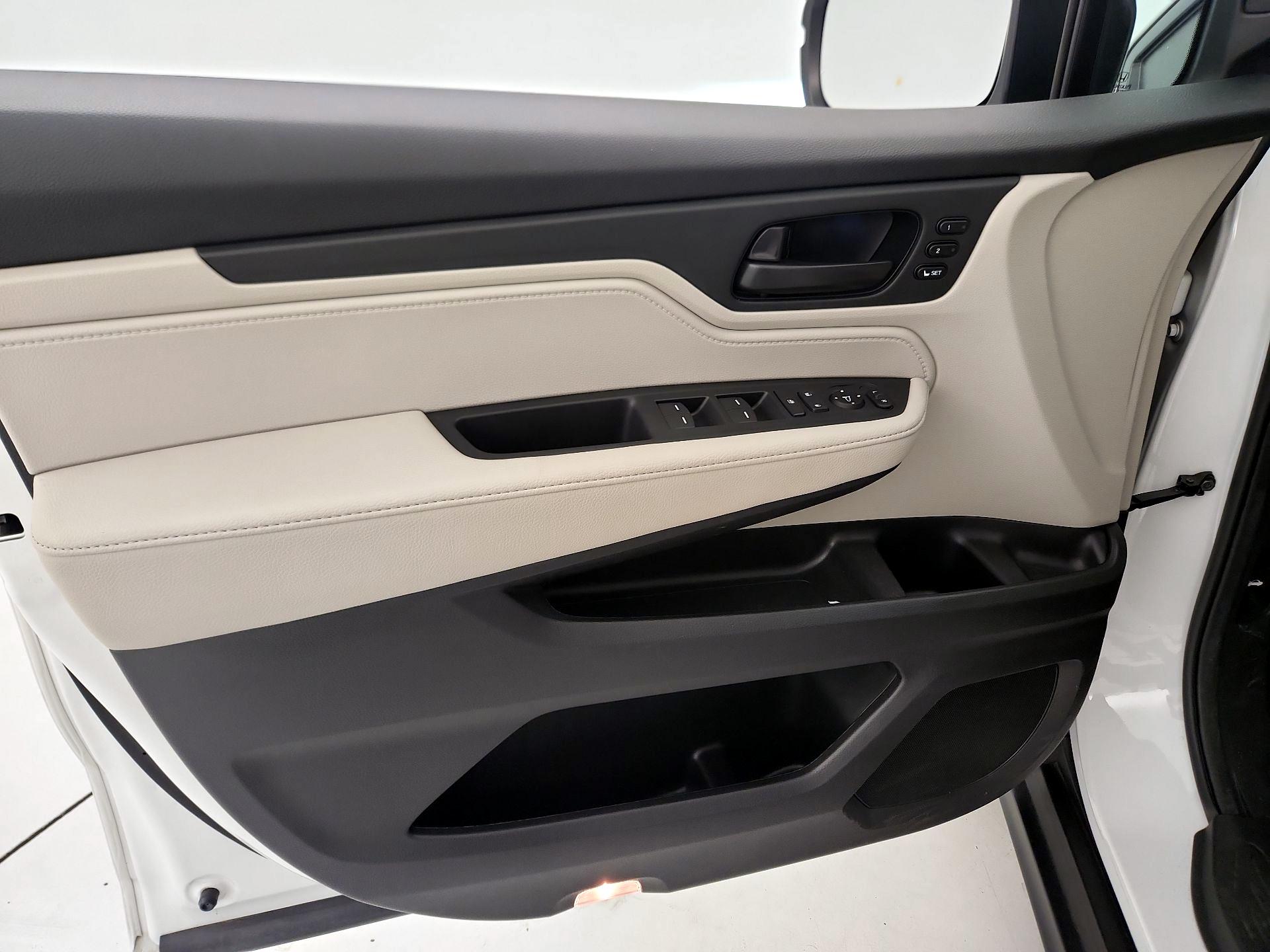 Thumbnail: 2025 Honda Odyssey - 12