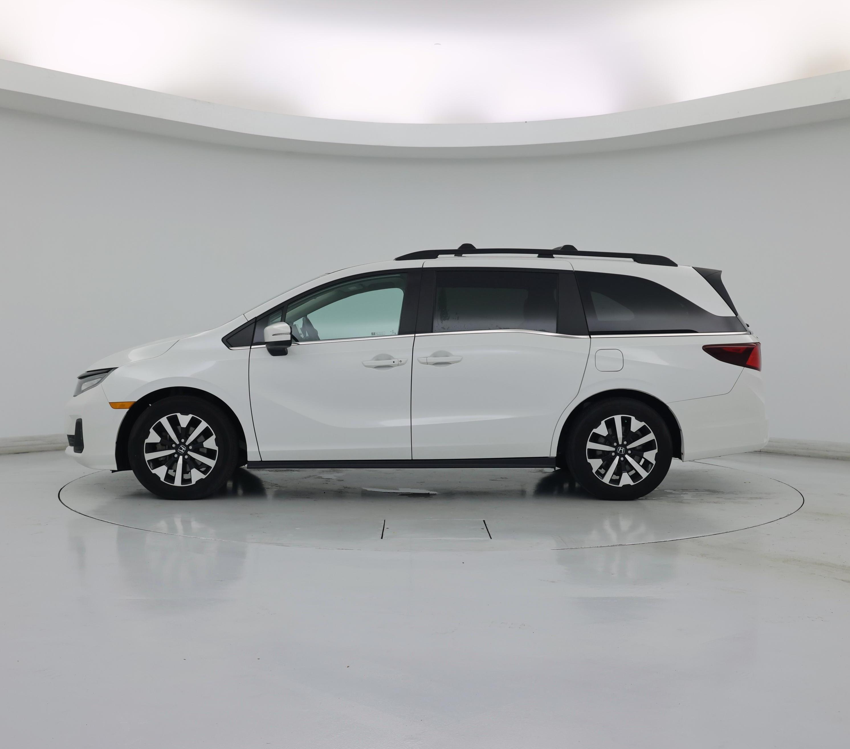 Thumbnail: 2025 Honda Odyssey - 3