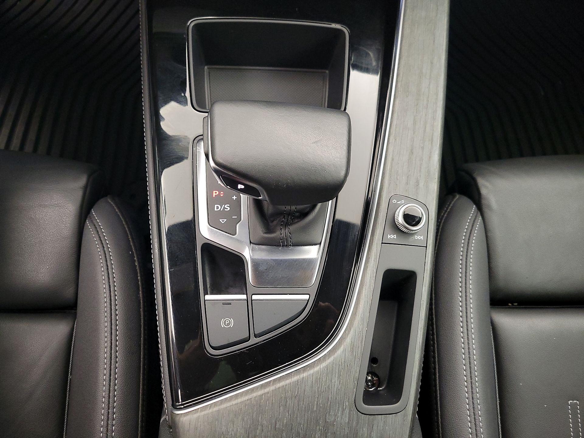 Thumbnail: 2023 Audi A4 - 18