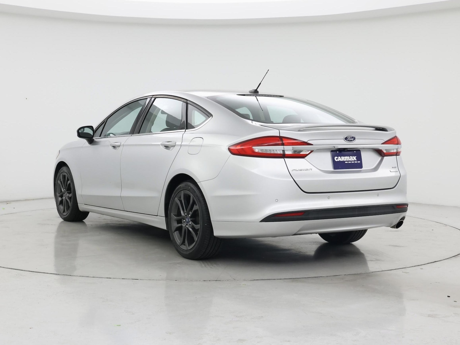 2018 Ford Fusion SE - Photo 3