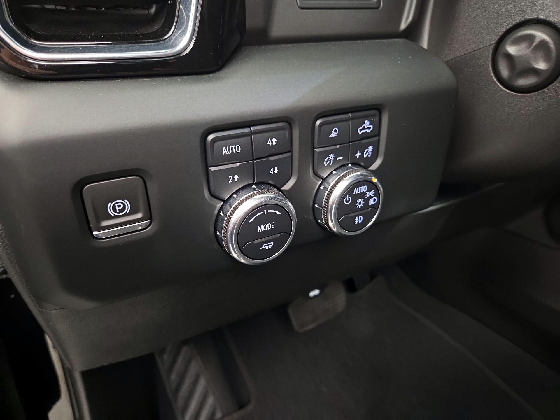 Thumbnail: 2023 GMC Sierra 1500 - 13