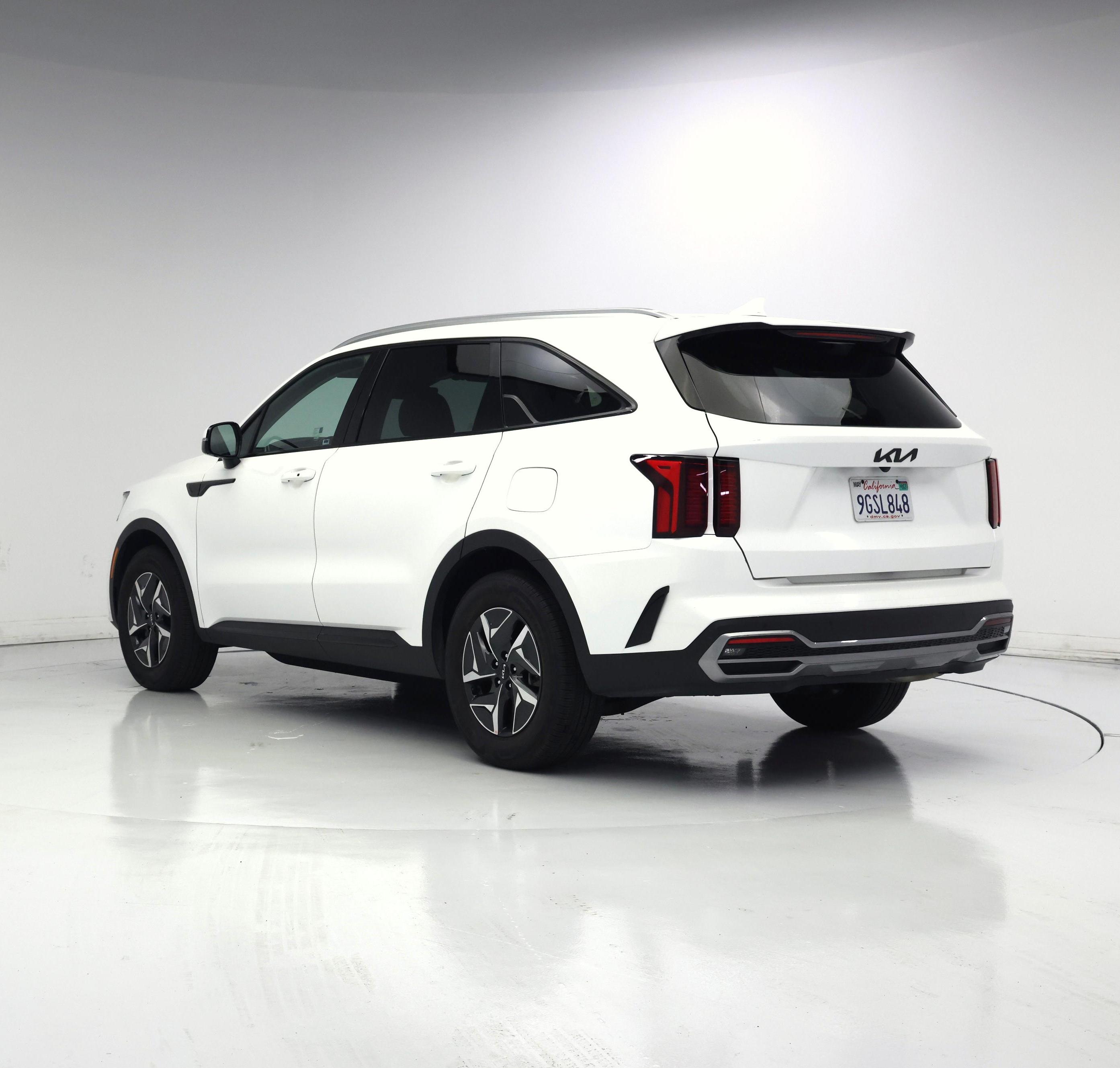Thumbnail: 2023 Kia Sorento - 2
