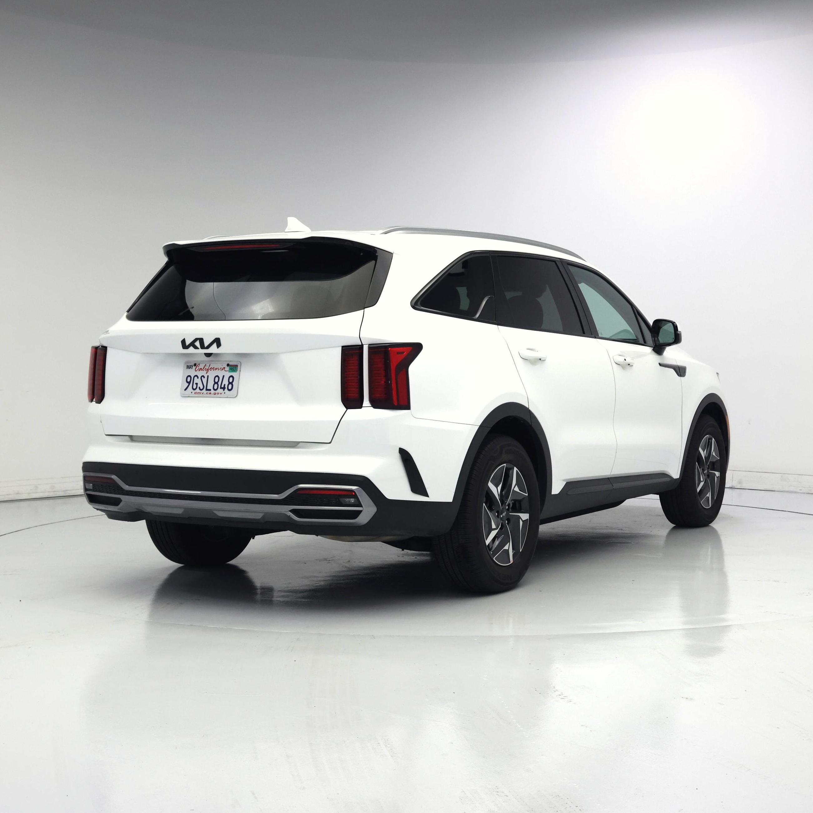 Thumbnail: 2023 Kia Sorento - 8