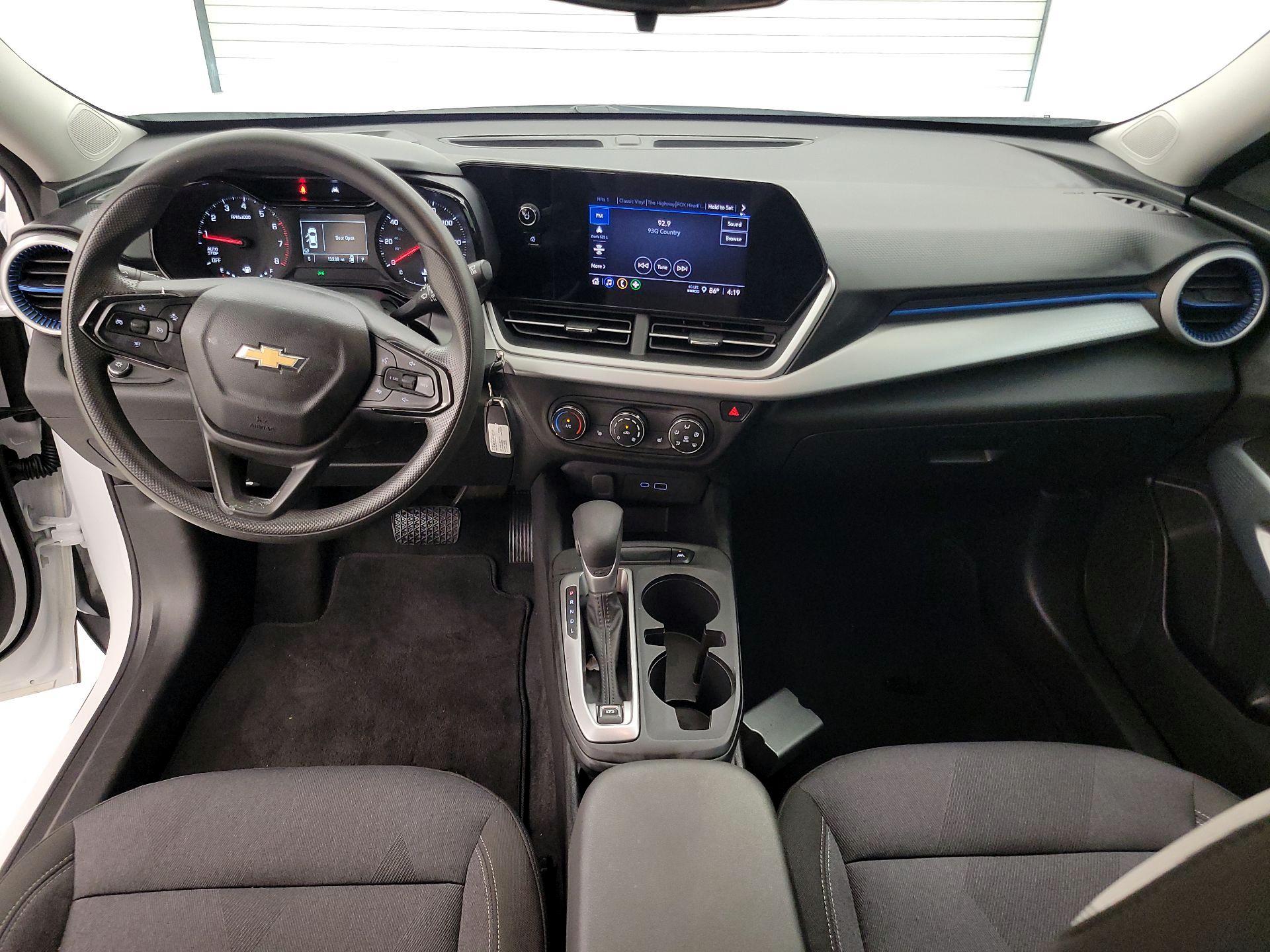 Thumbnail: 2025 Chevrolet Trax - 9