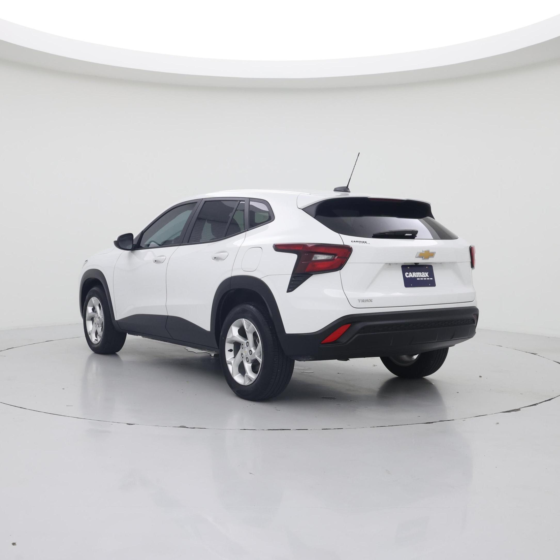 Thumbnail: 2025 Chevrolet Trax - 2