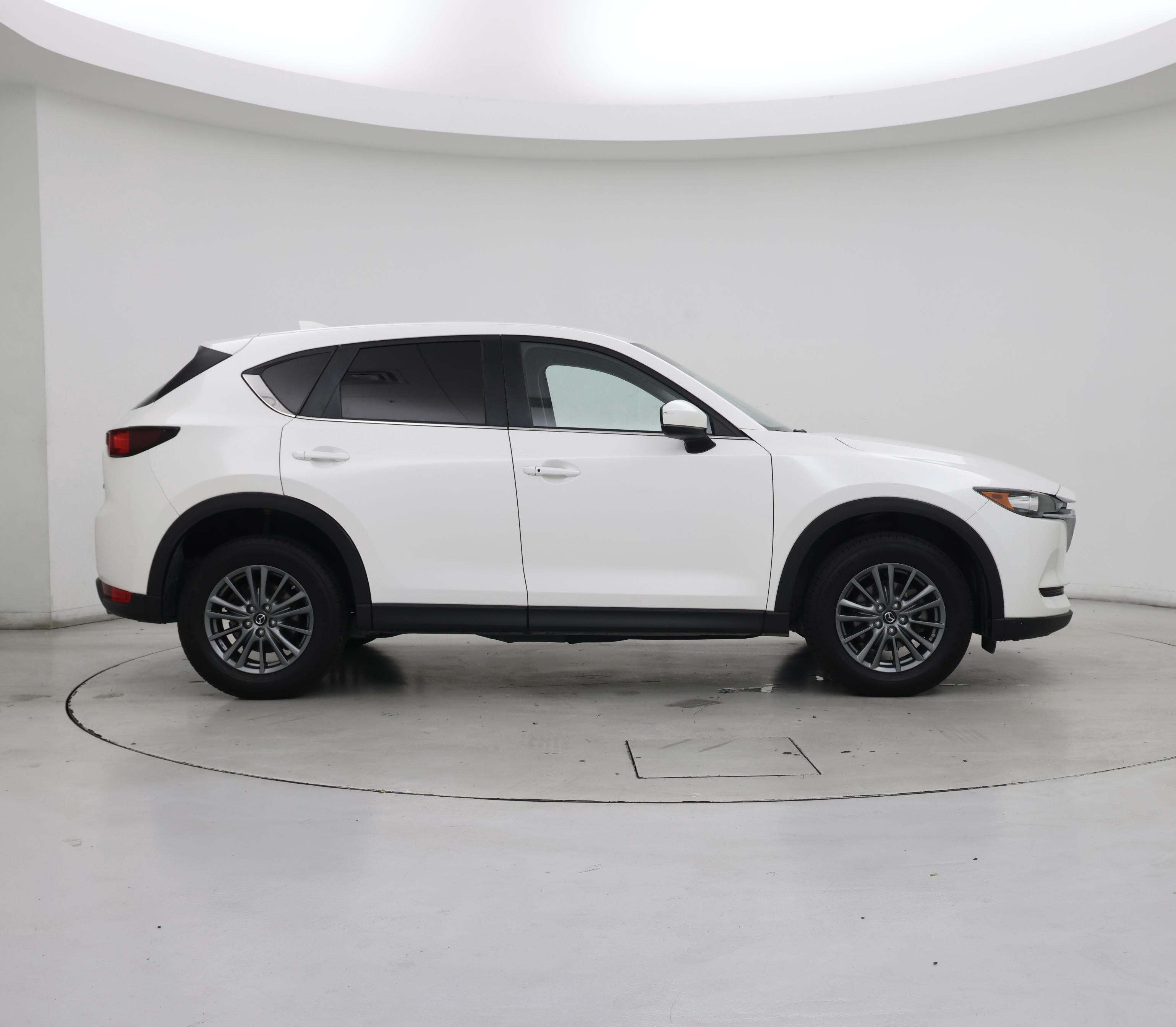 Thumbnail: 2017 Mazda CX-5 - 7