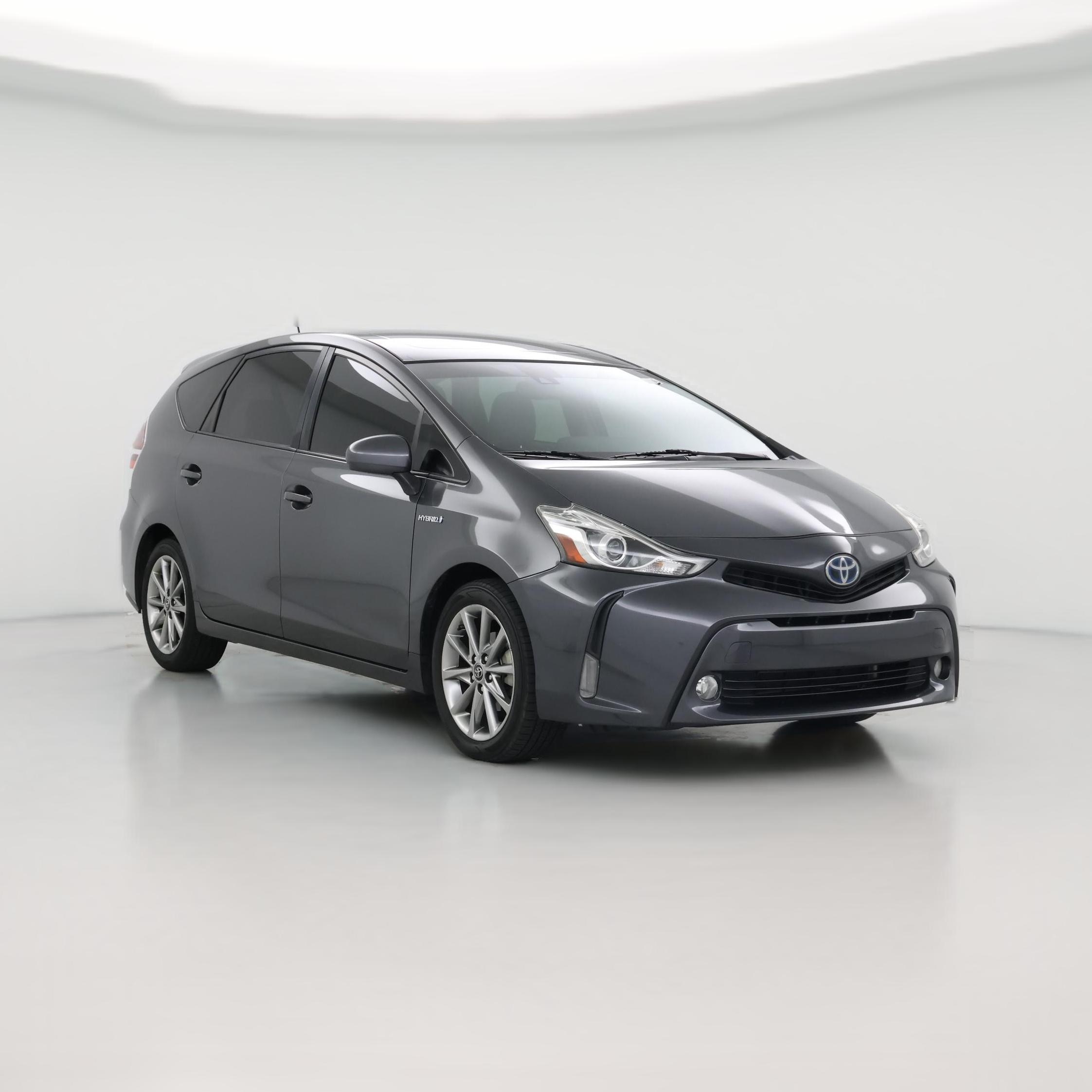 Thumbnail: 2017 Toyota Prius v - 1
