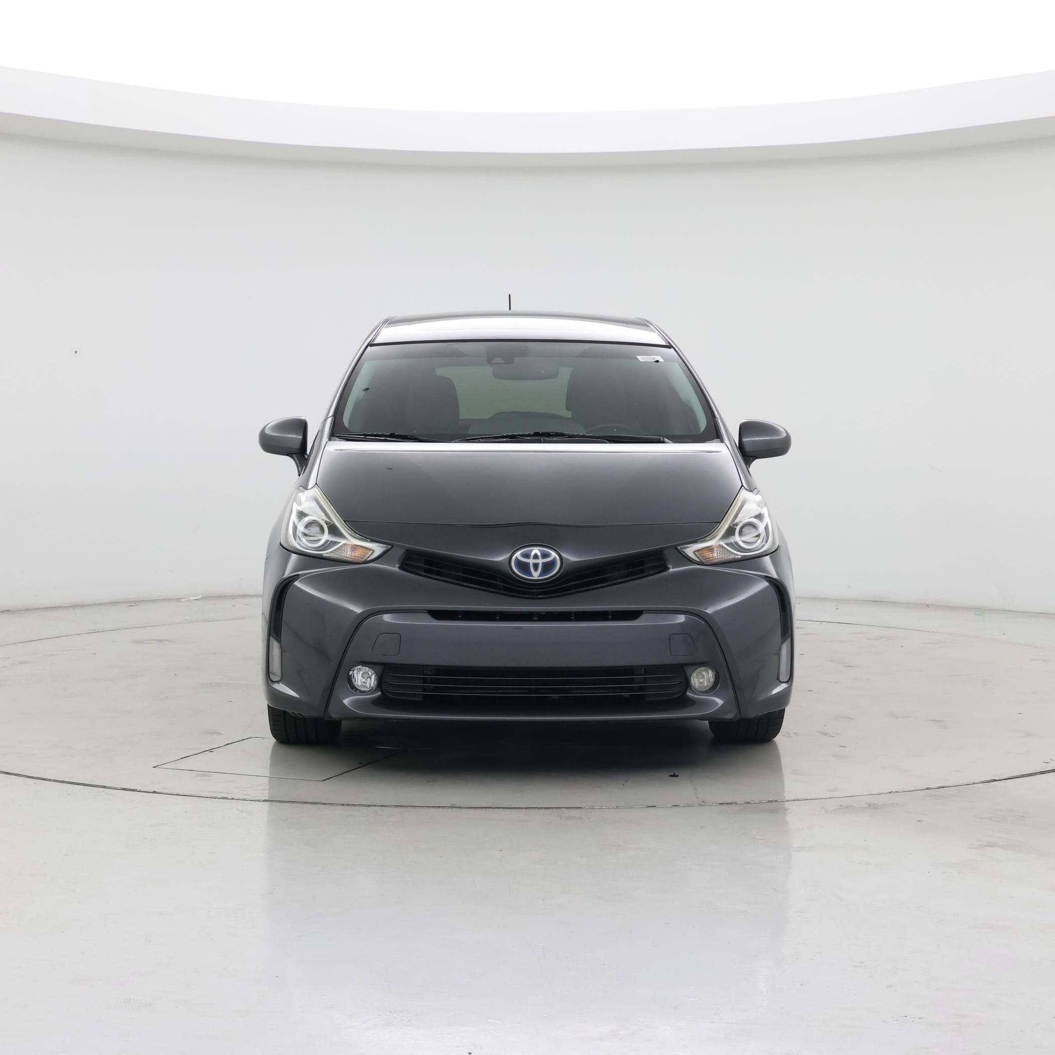 Thumbnail: 2017 Toyota Prius v - 5