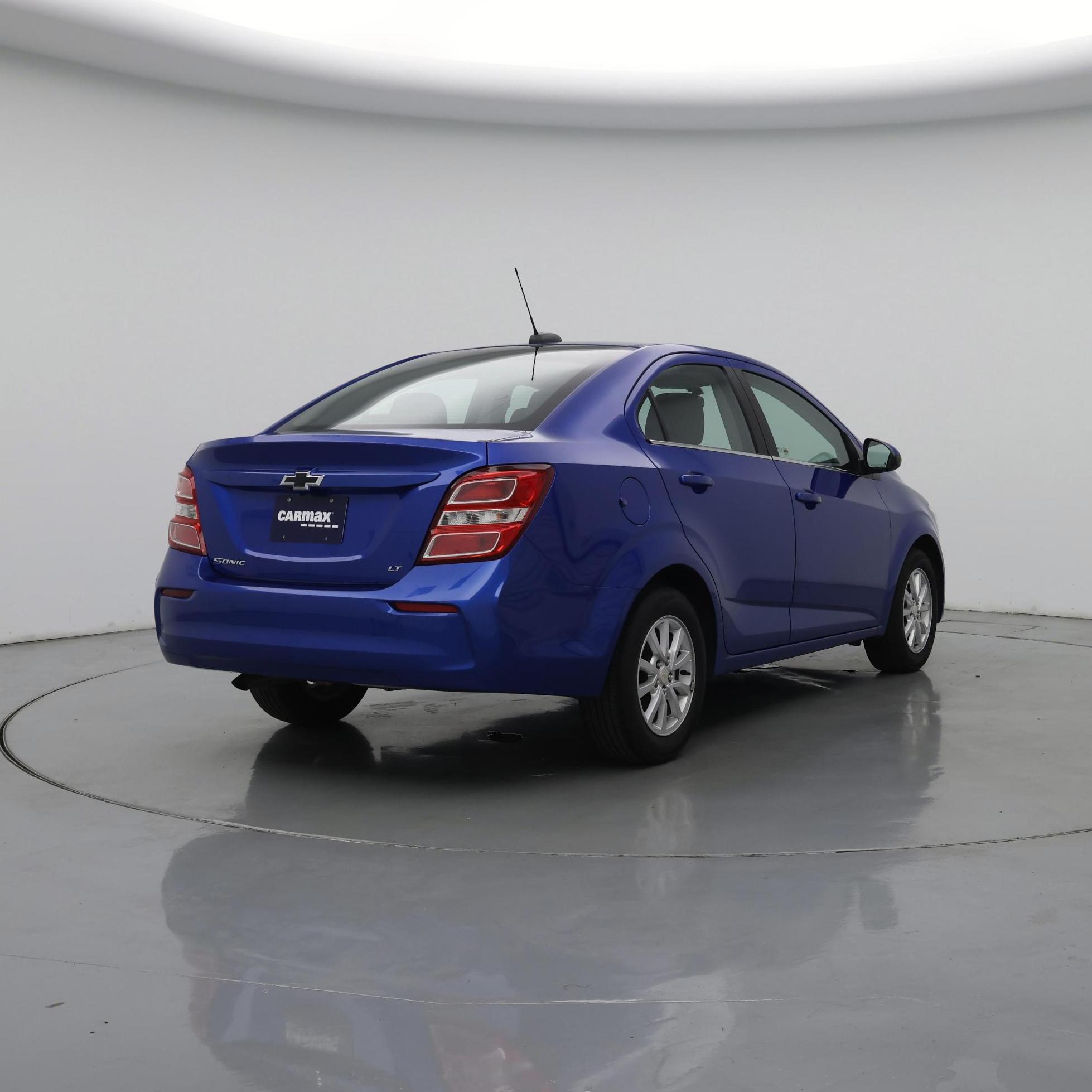 Thumbnail: 2020 Chevrolet Sonic - 8