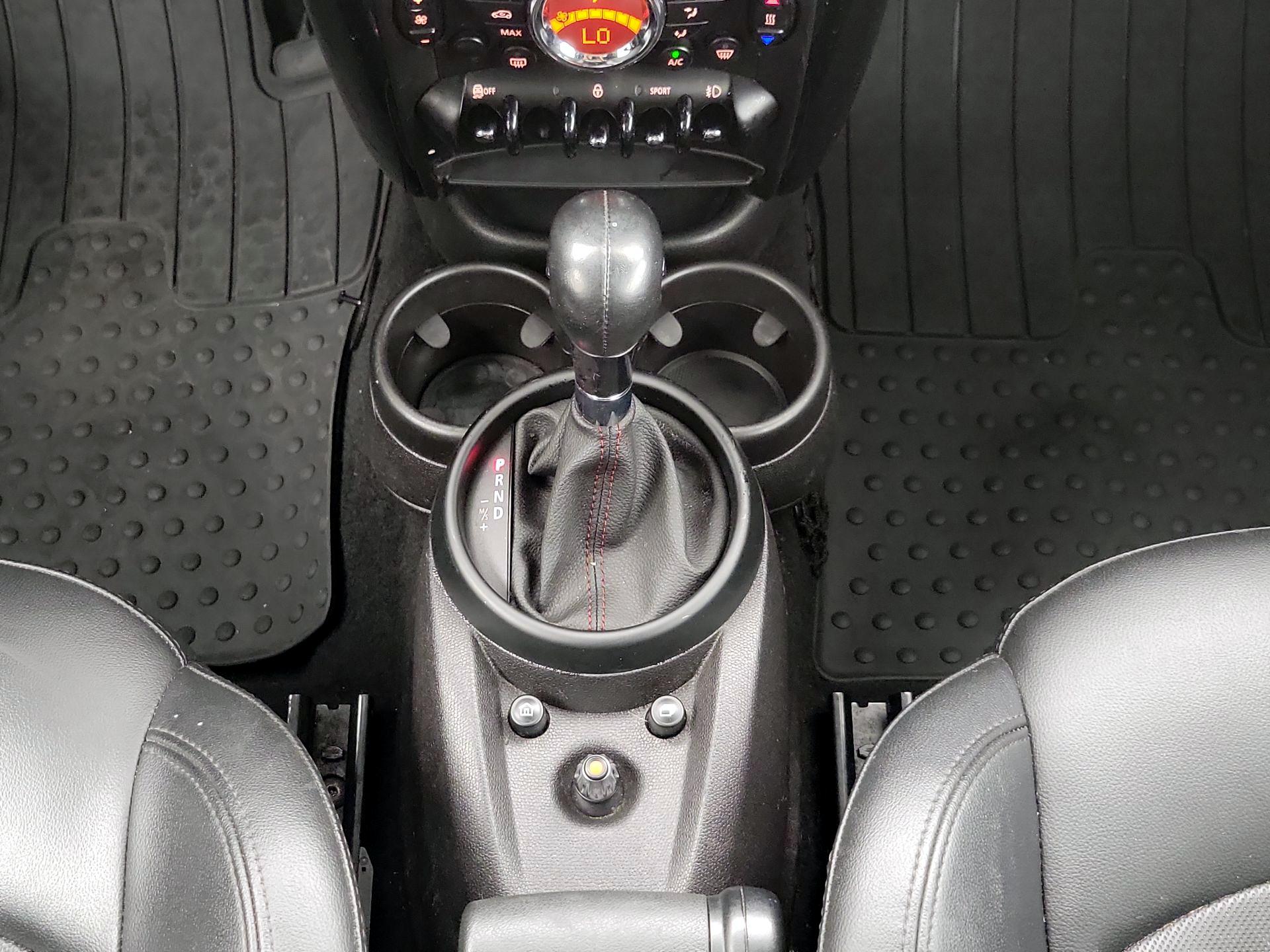 Thumbnail: 2015 MINI Cooper Paceman - 16