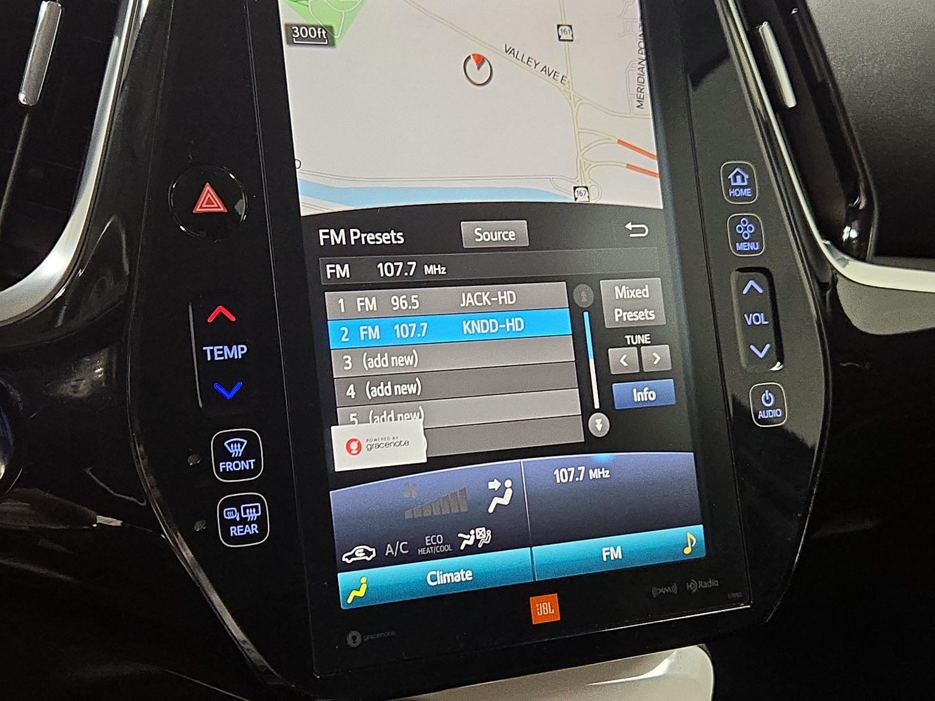 Thumbnail: 2017 Toyota Prius Prime - 16