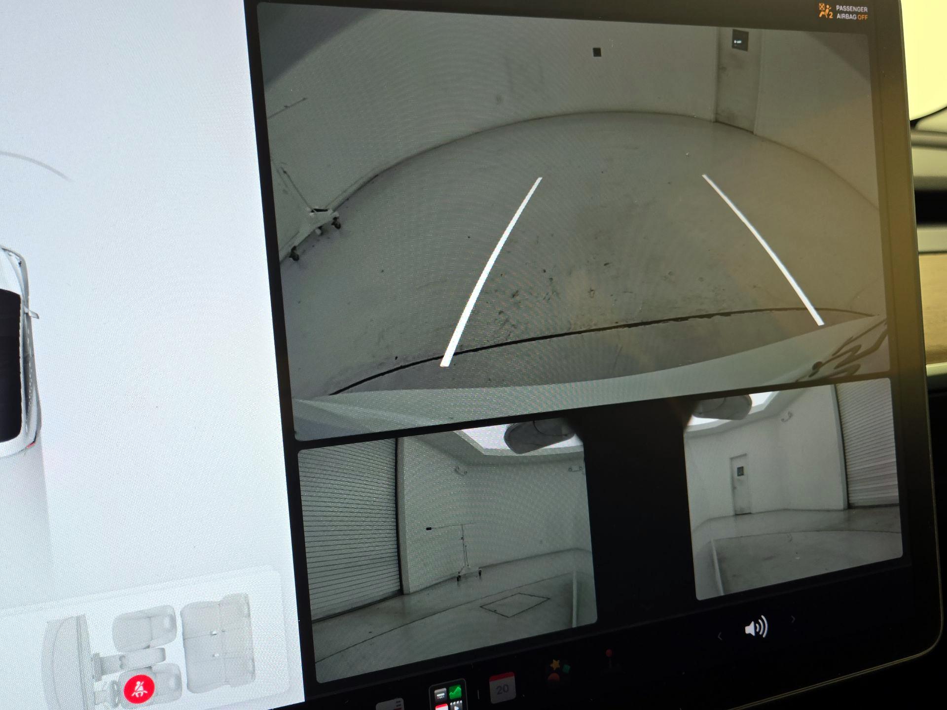Thumbnail: 2019 Tesla Model 3 - 14