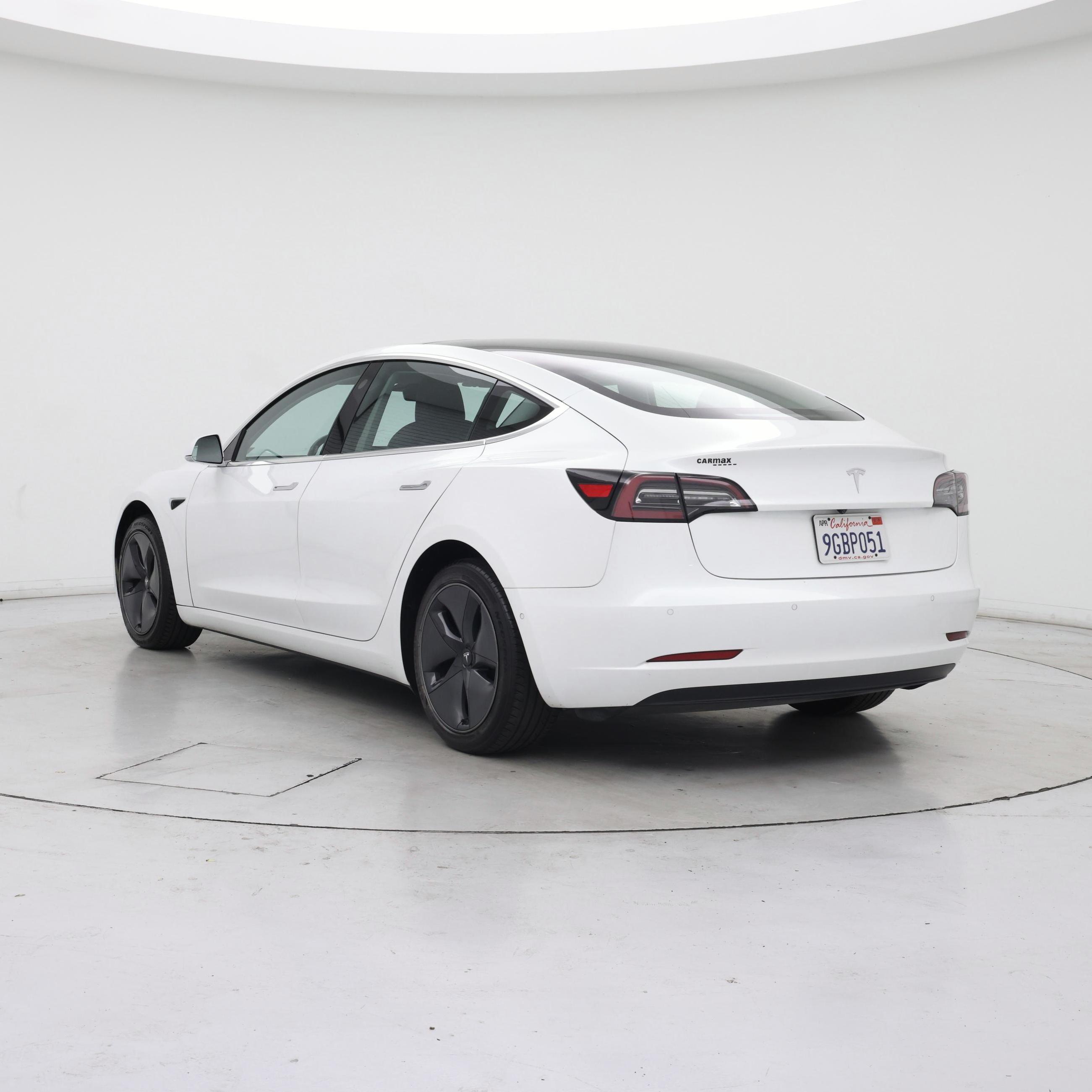 Thumbnail: 2019 Tesla Model 3 - 2