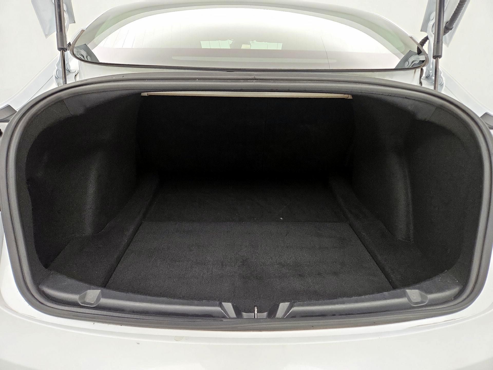 Thumbnail: 2019 Tesla Model 3 - 19