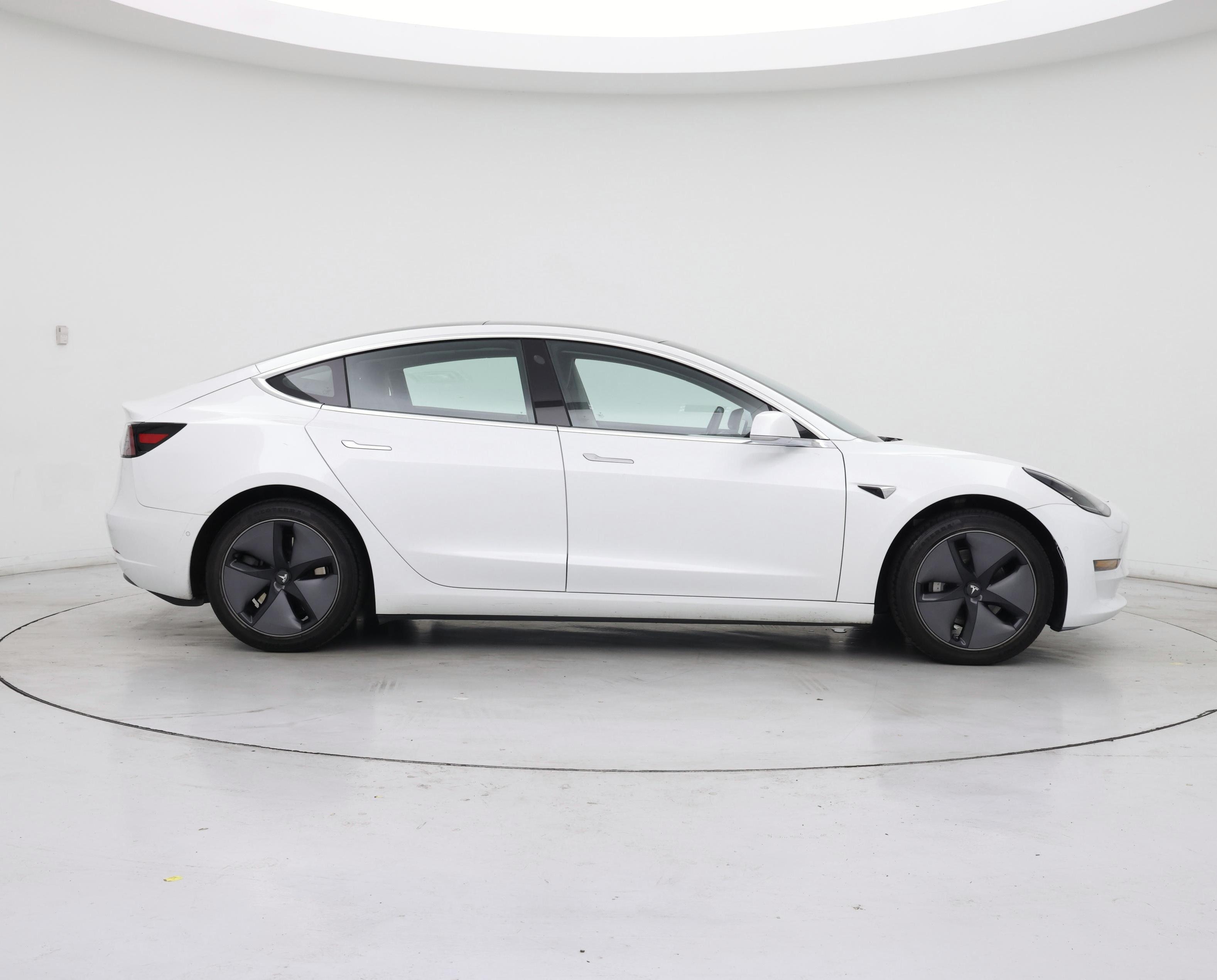Thumbnail: 2019 Tesla Model 3 - 7