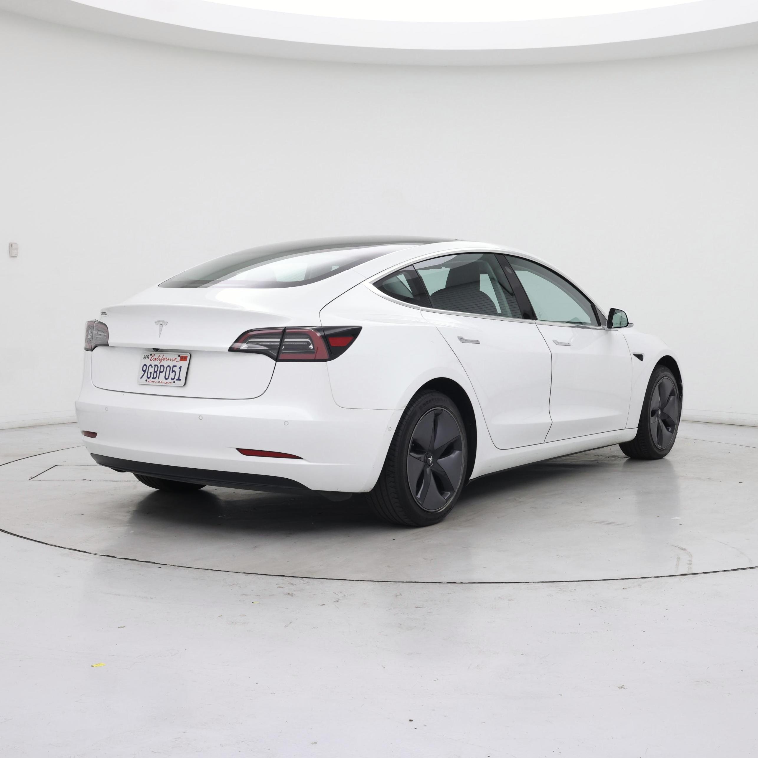 Thumbnail: 2019 Tesla Model 3 - 8