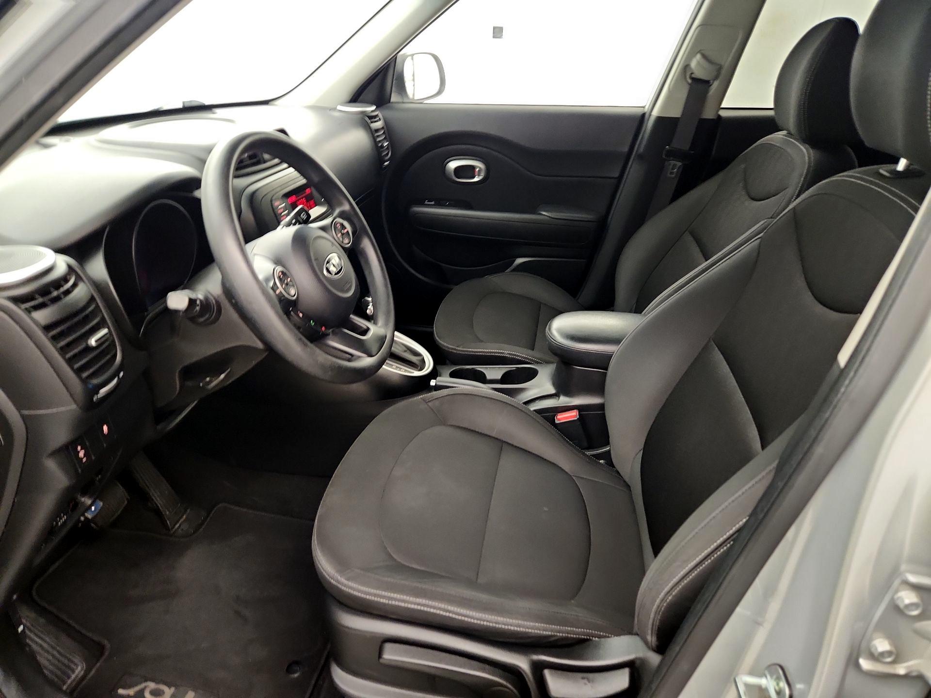 Thumbnail: 2015 Kia Soul - 11