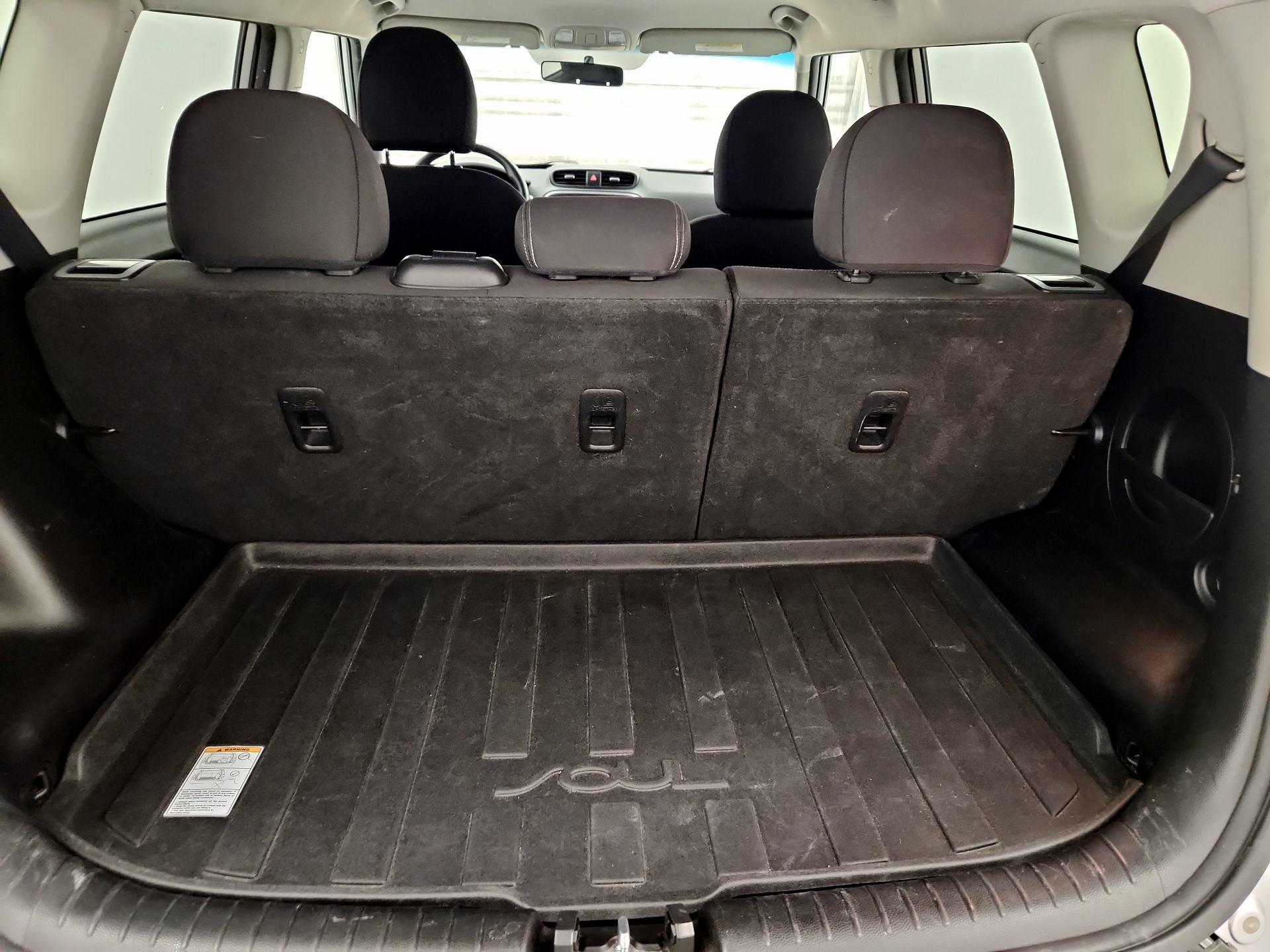 Thumbnail: 2015 Kia Soul - 19