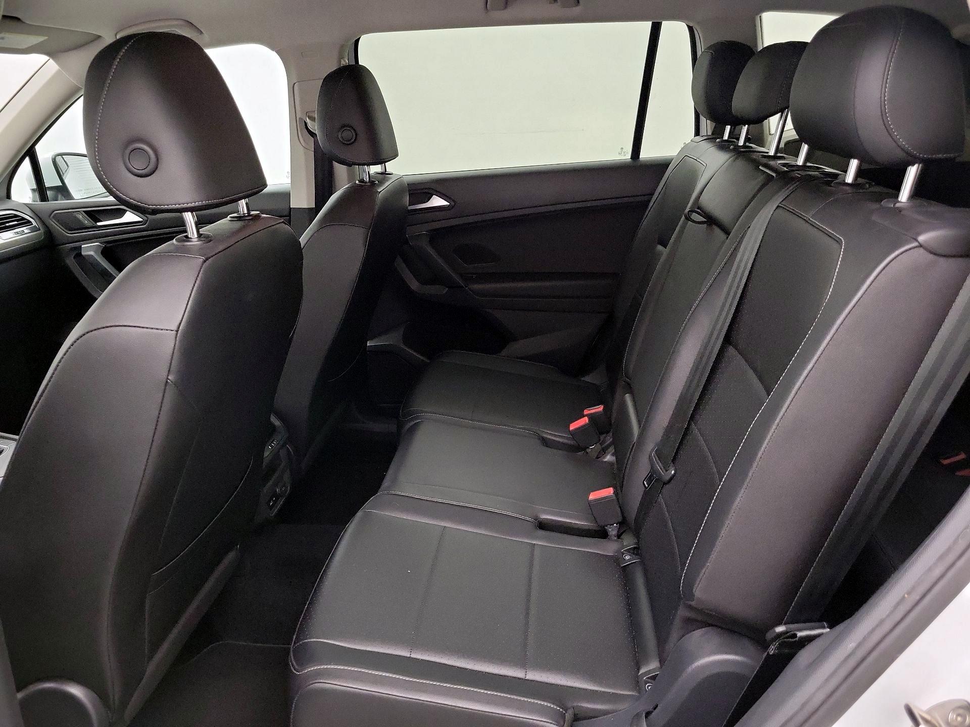 Thumbnail: 2019 Volkswagen Tiguan - 19