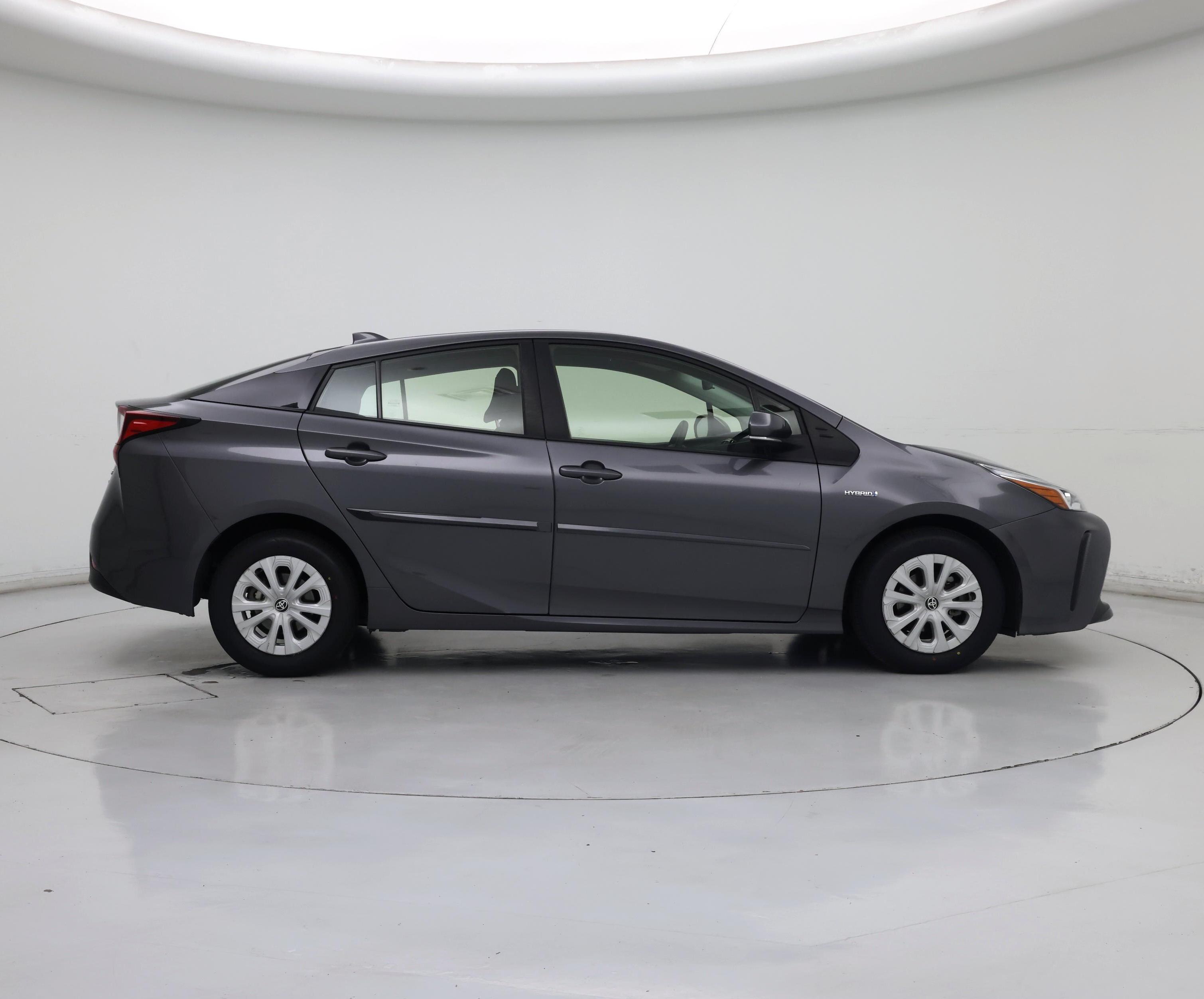 Thumbnail: 2022 Toyota Prius - 7