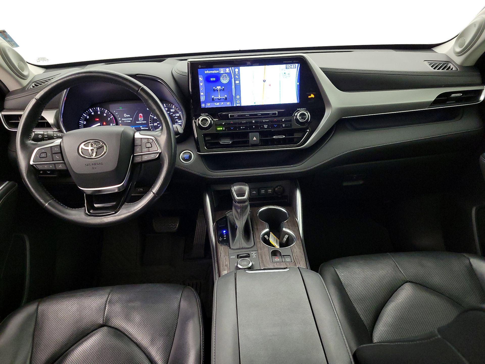 Thumbnail: 2020 Toyota Highlander - 9