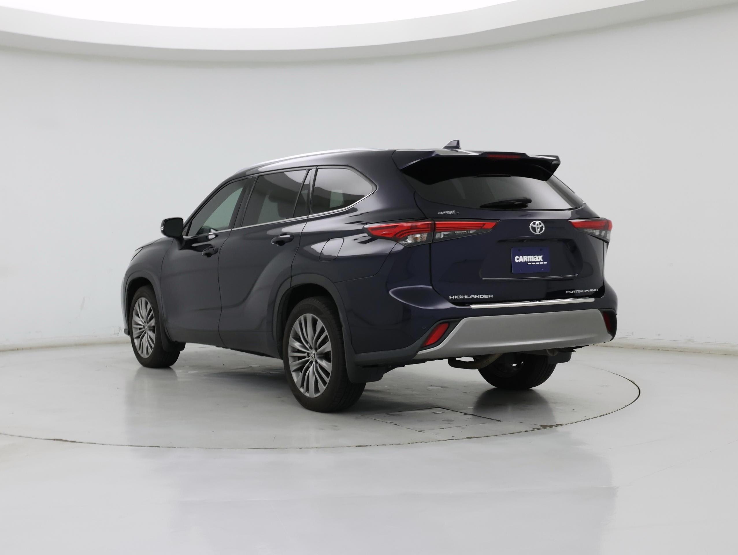 Thumbnail: 2020 Toyota Highlander - 2