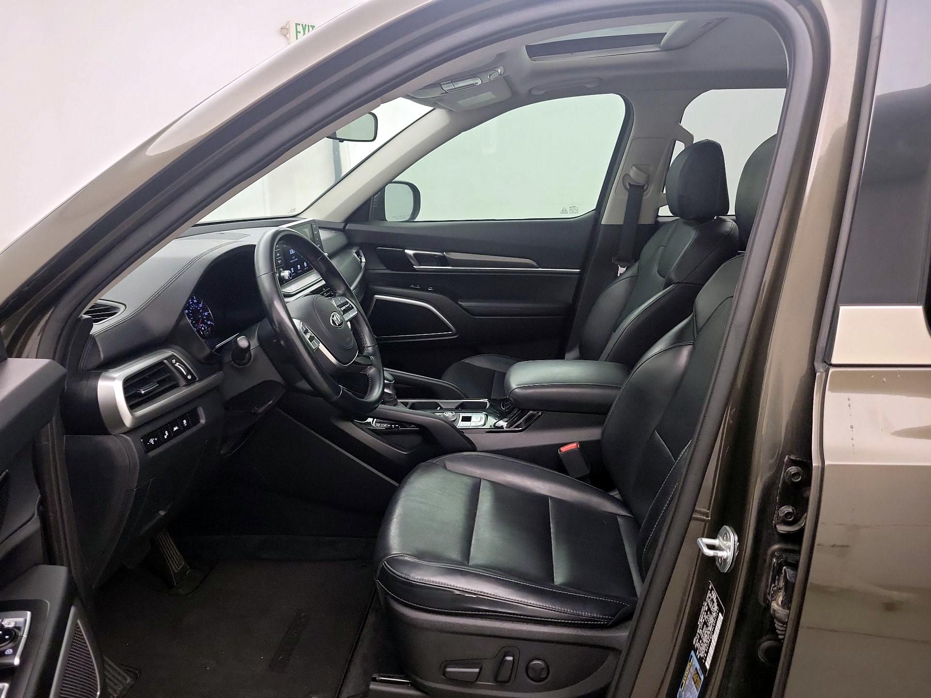 Thumbnail: 2020 Kia Telluride - 11