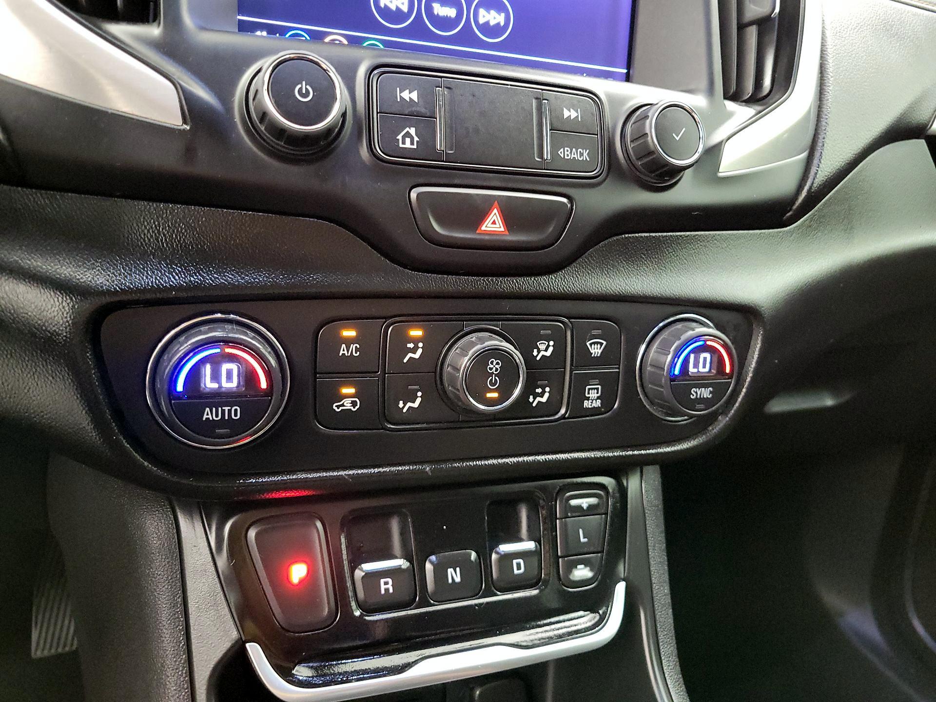 Thumbnail: 2020 GMC Terrain - 17