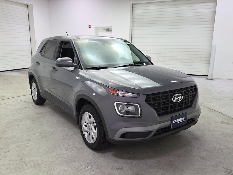 2023 Hyundai Venue SE -
                  Palm Desert, CA