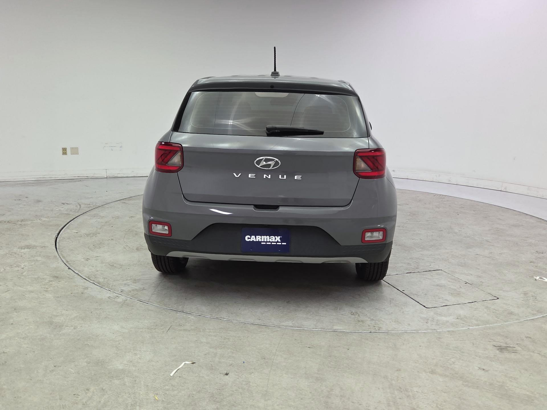 Thumbnail: 2023 Hyundai Venue - 6