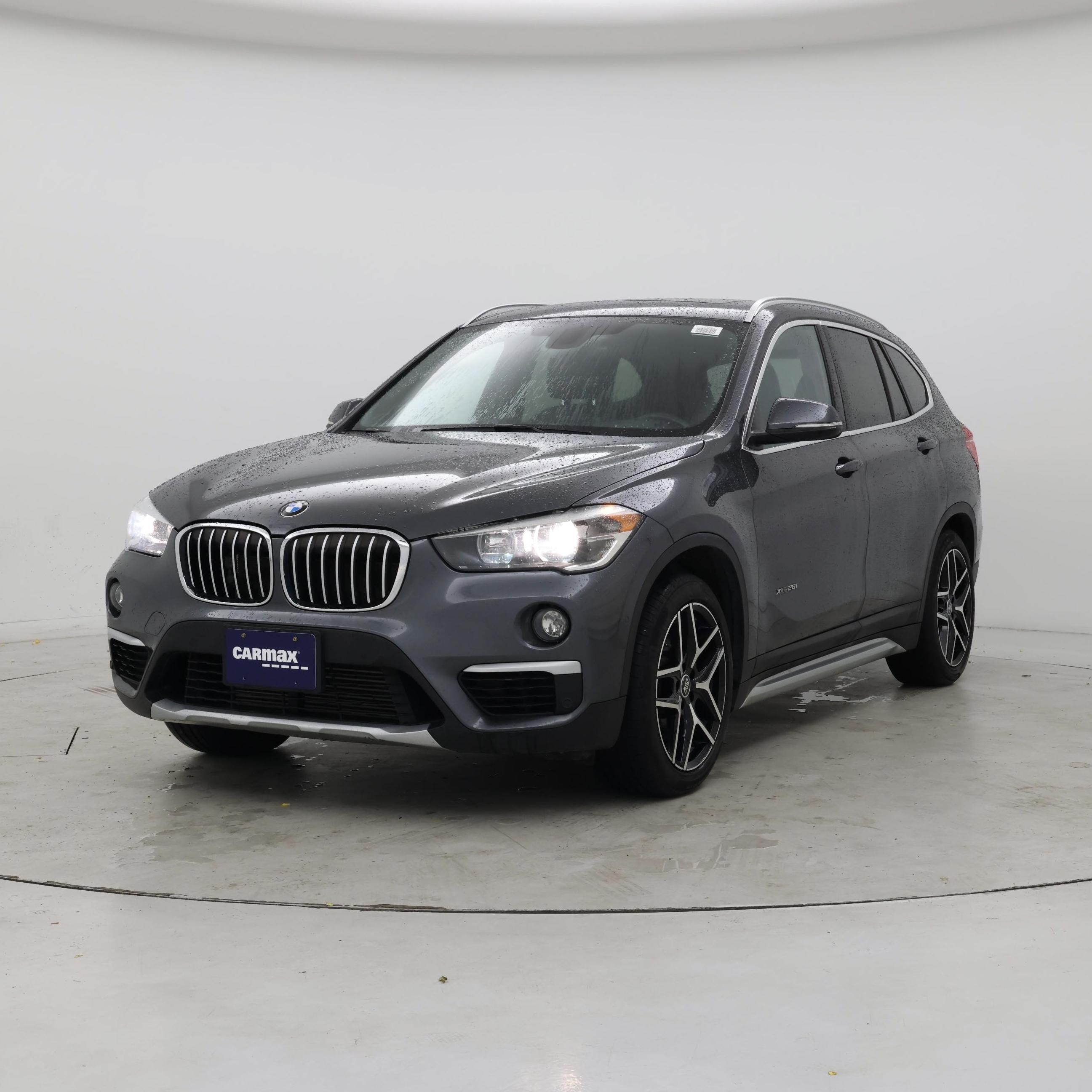 Thumbnail: 2017 BMW X1 - 4
