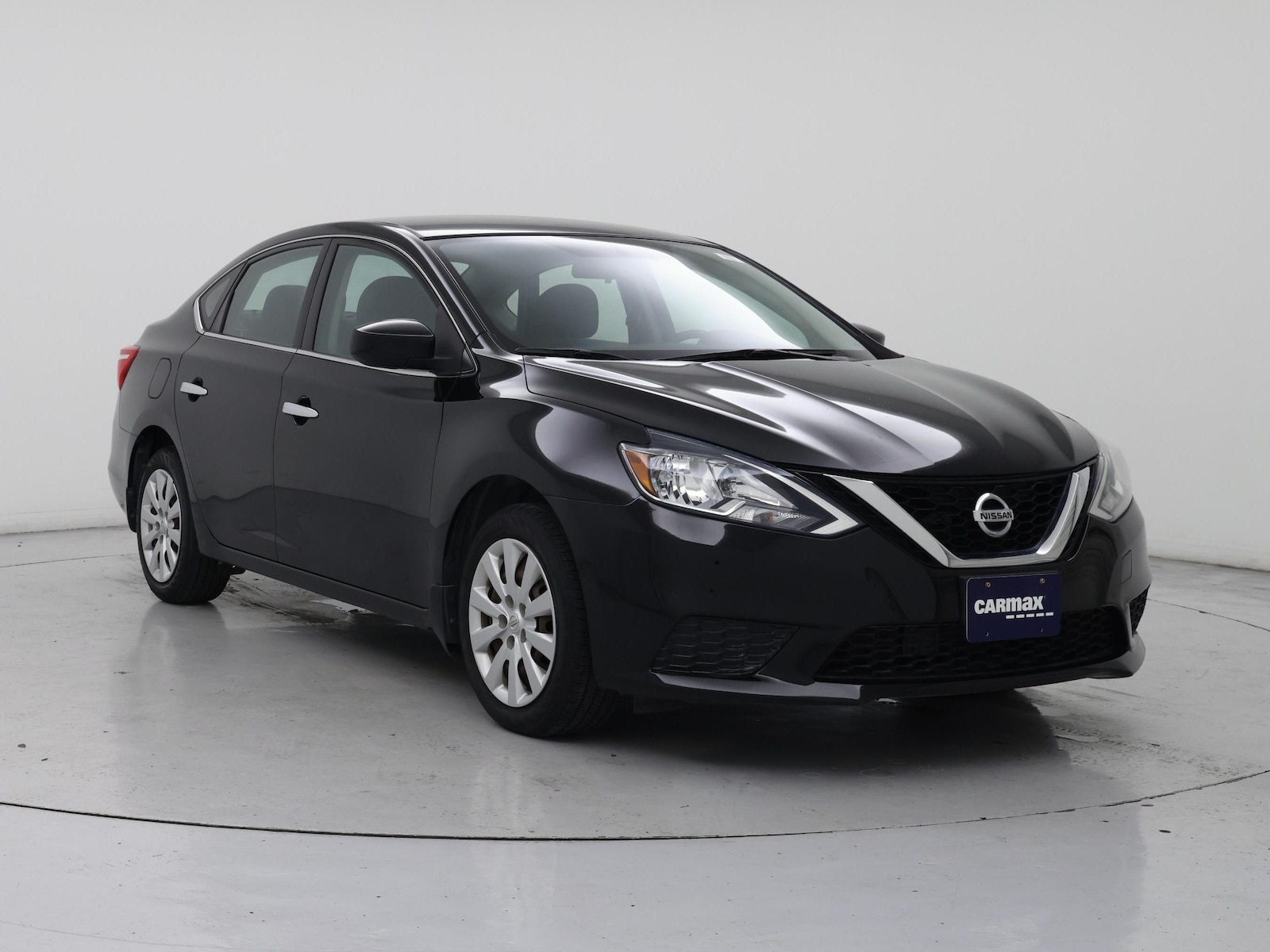 2017 Nissan Sentra S - Photo 2