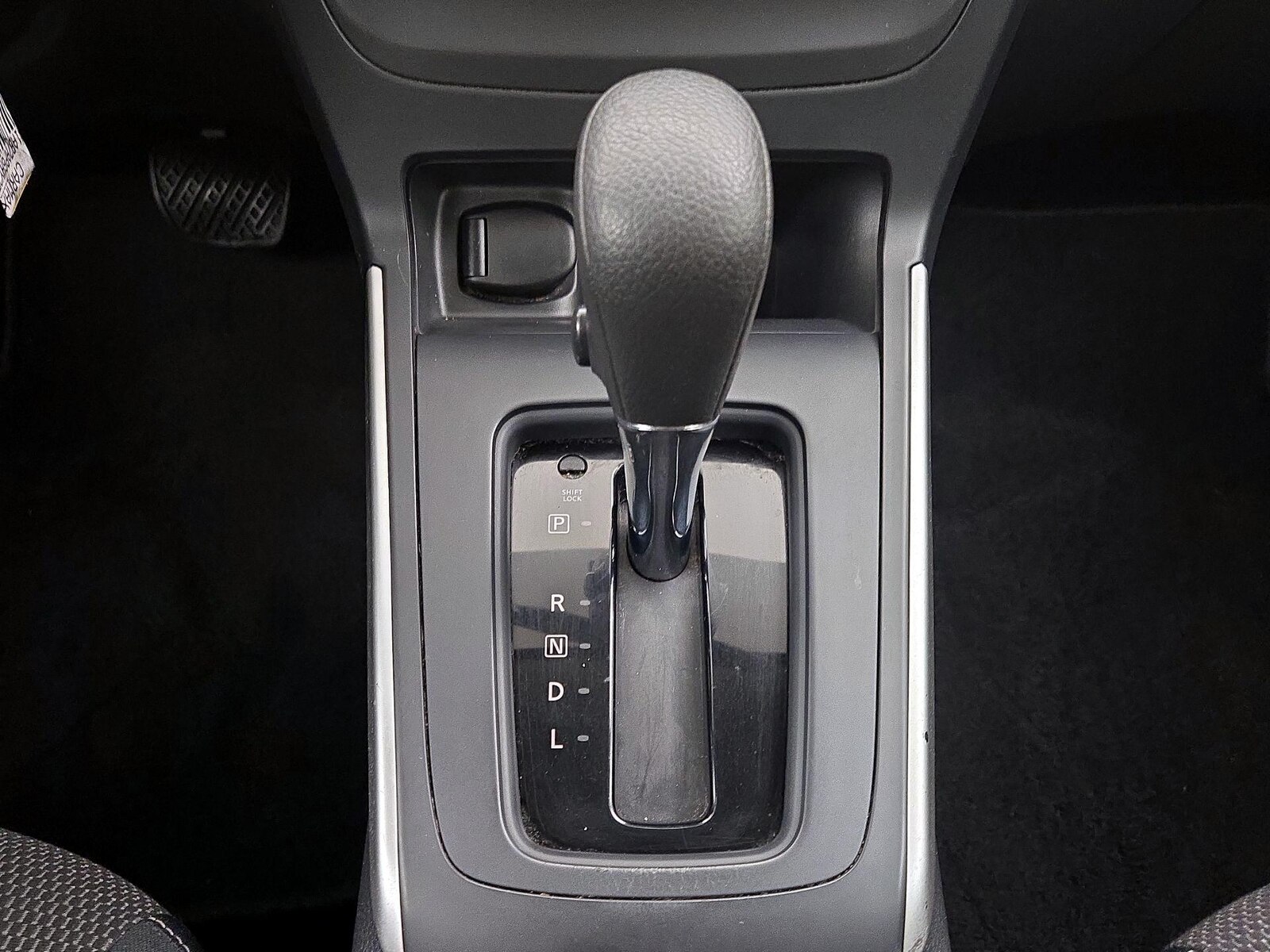 2017 Nissan Sentra S - Photo 17