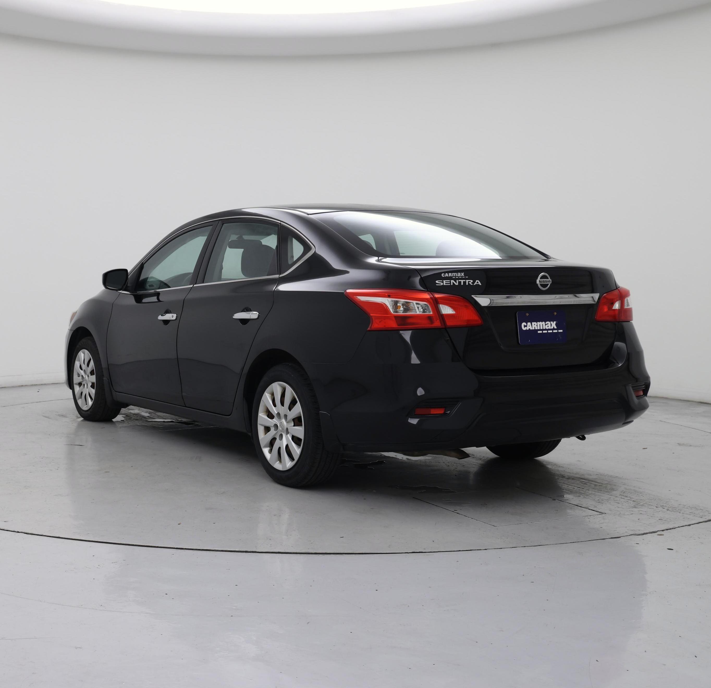 Thumbnail: 2017 Nissan Sentra - 2