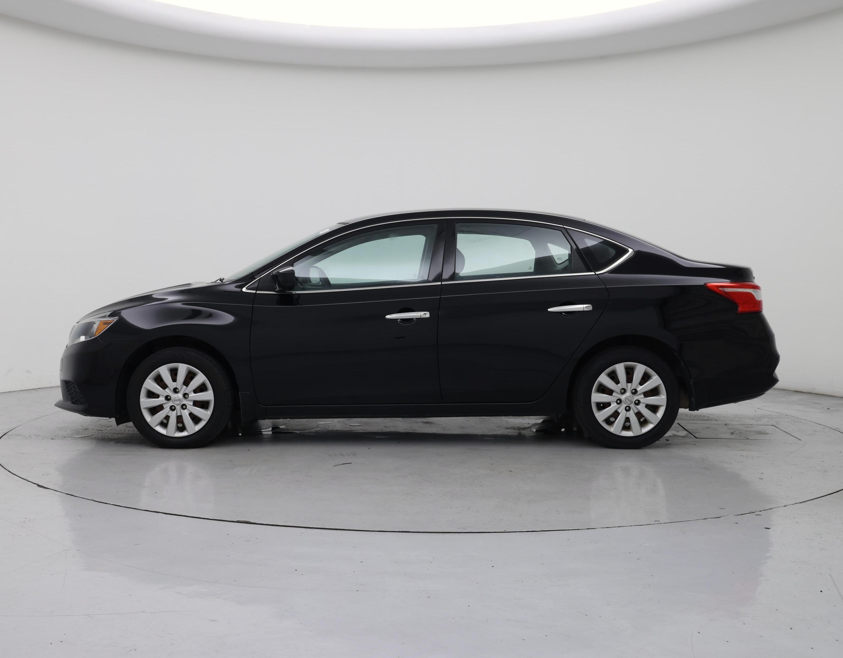 Thumbnail: 2017 Nissan Sentra - 3