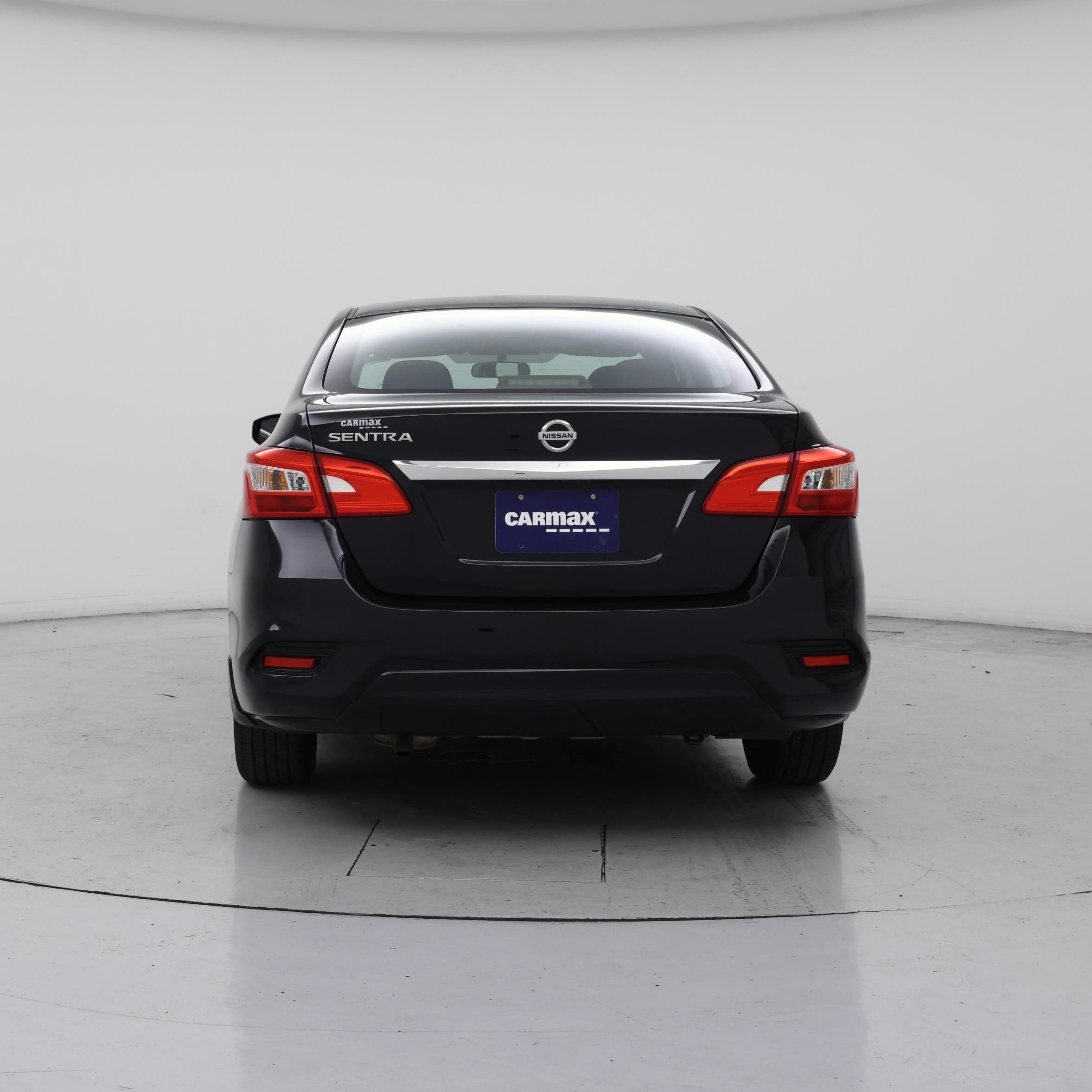 Thumbnail: 2017 Nissan Sentra - 6