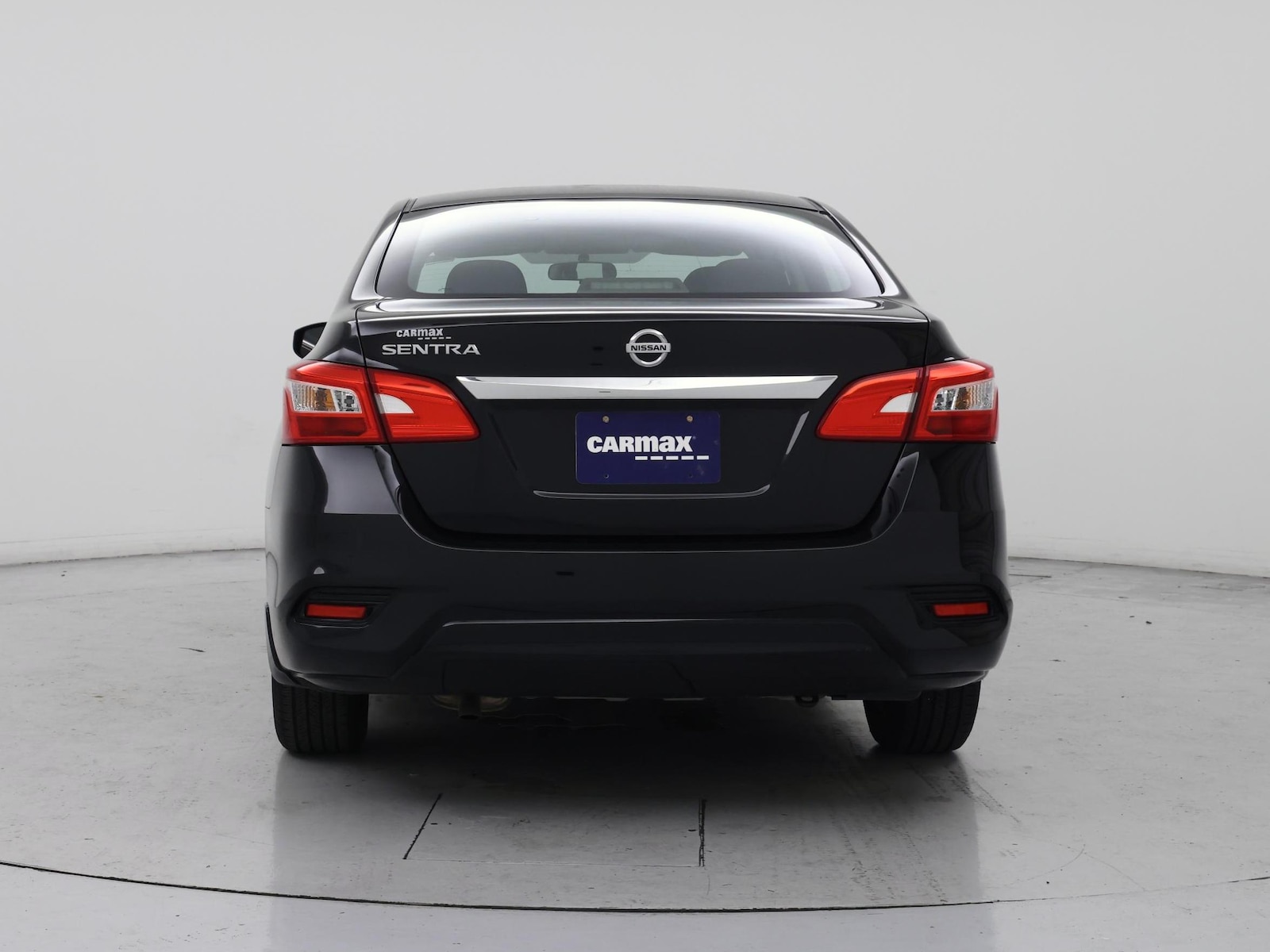 2017 Nissan Sentra S - Photo 7