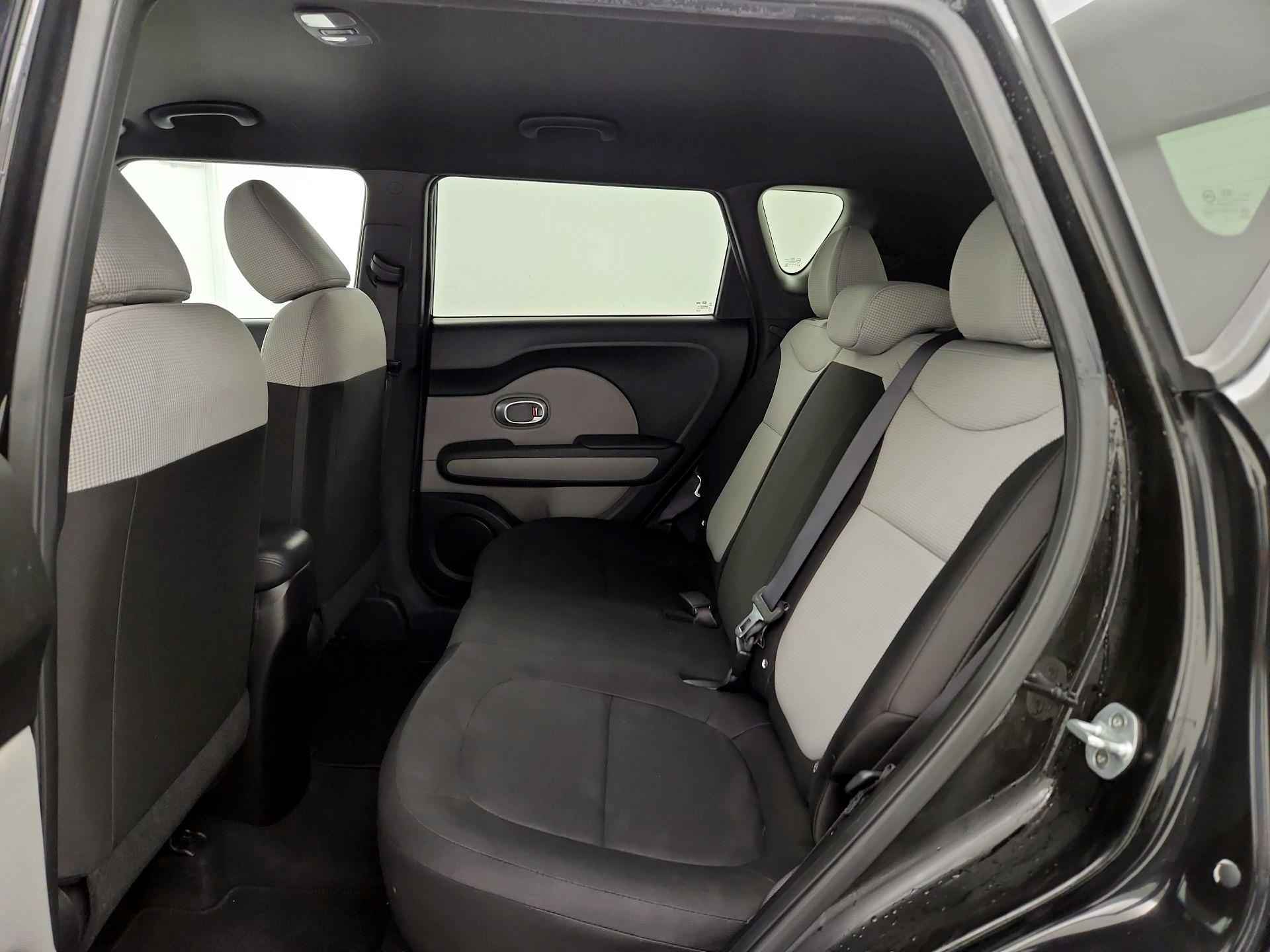 Thumbnail: 2015 Kia Soul - 18