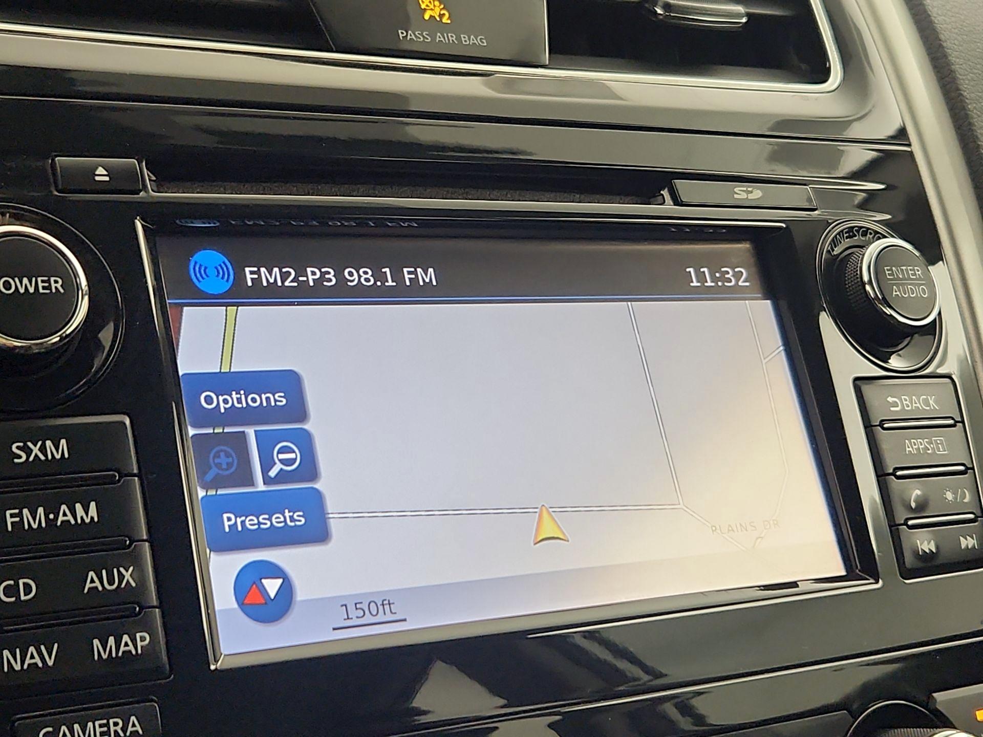 Thumbnail: 2015 Nissan Altima - 14