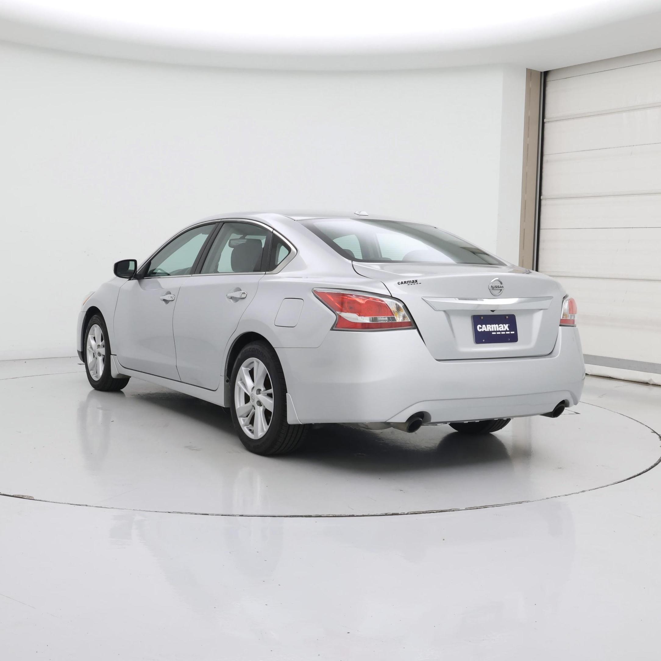 Thumbnail: 2015 Nissan Altima - 2