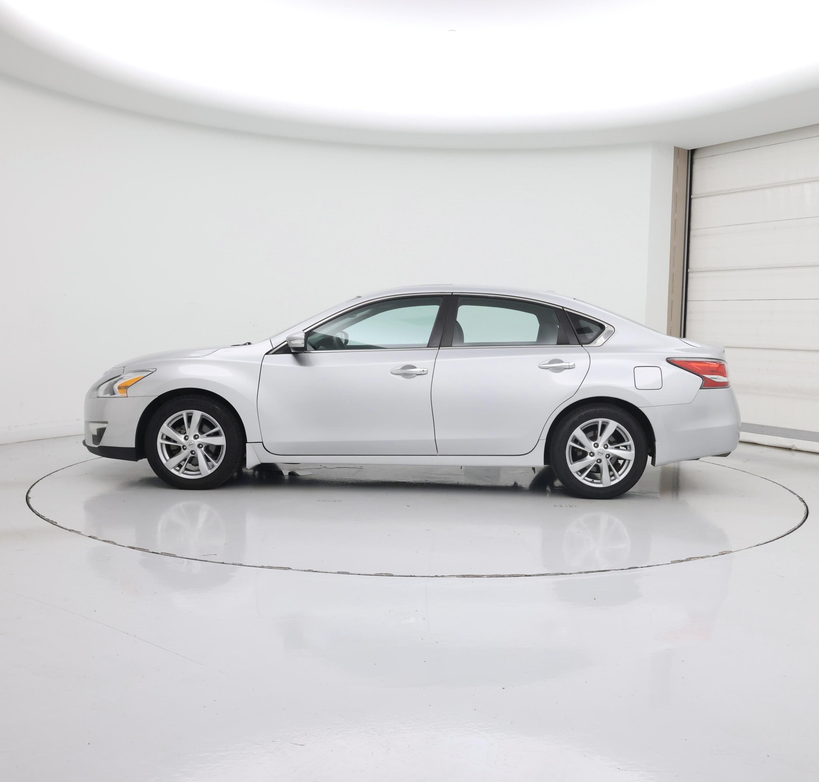 Thumbnail: 2015 Nissan Altima - 3