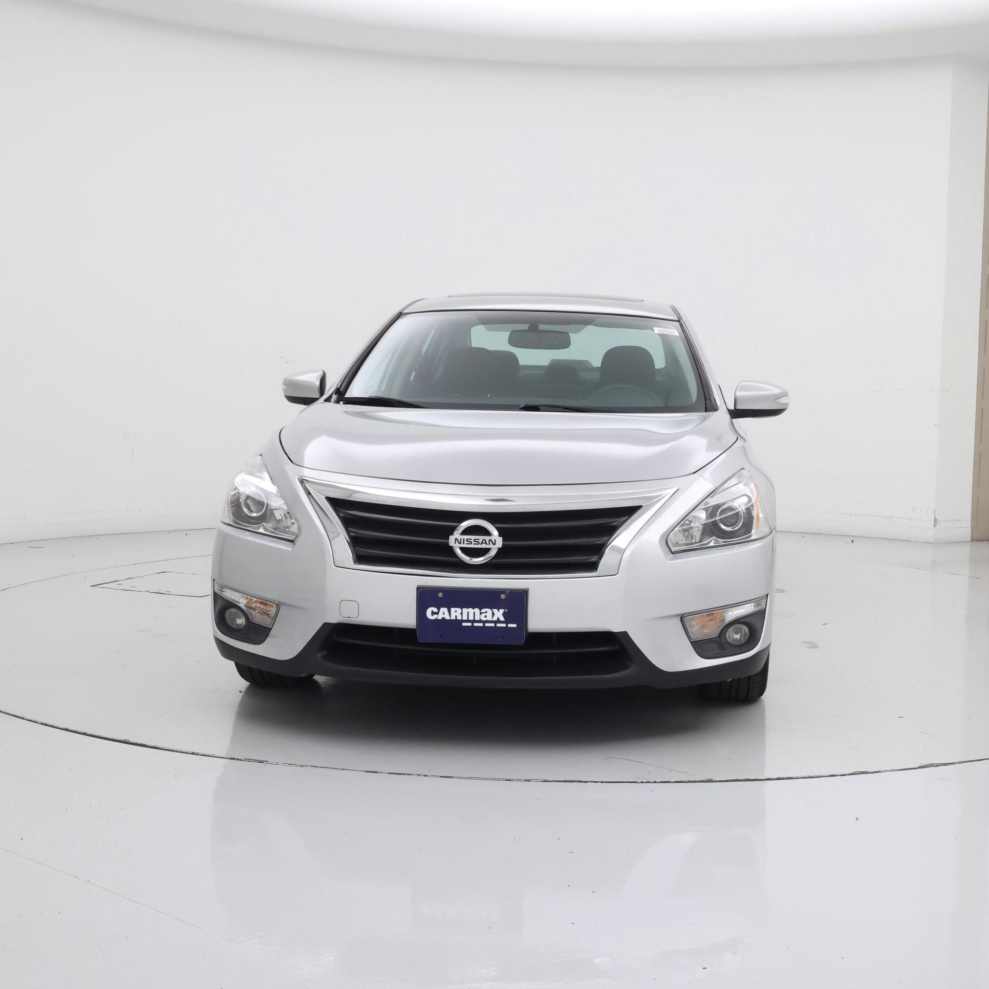 Thumbnail: 2015 Nissan Altima - 5