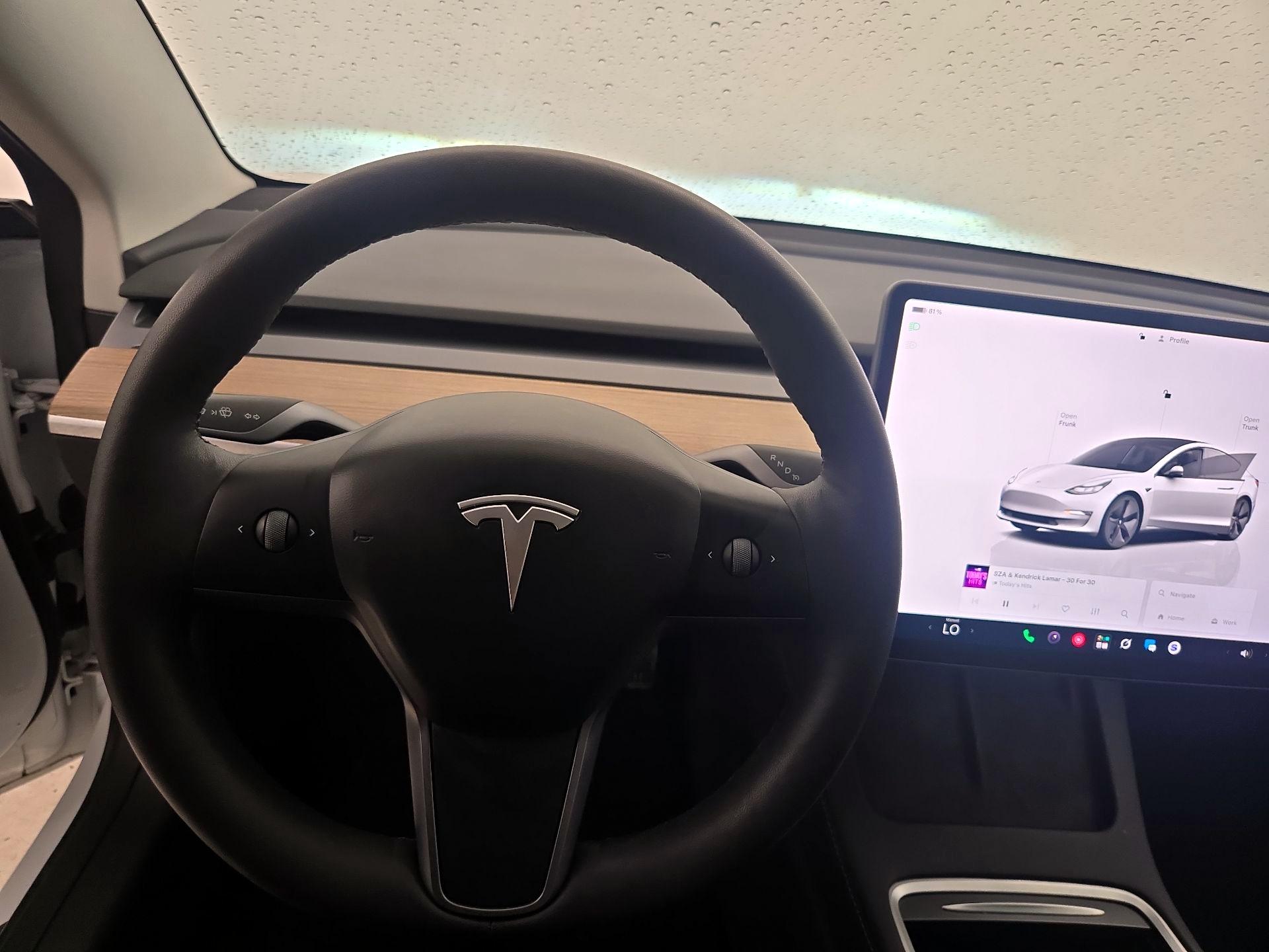 Thumbnail: 2023 Tesla Model 3 - 10