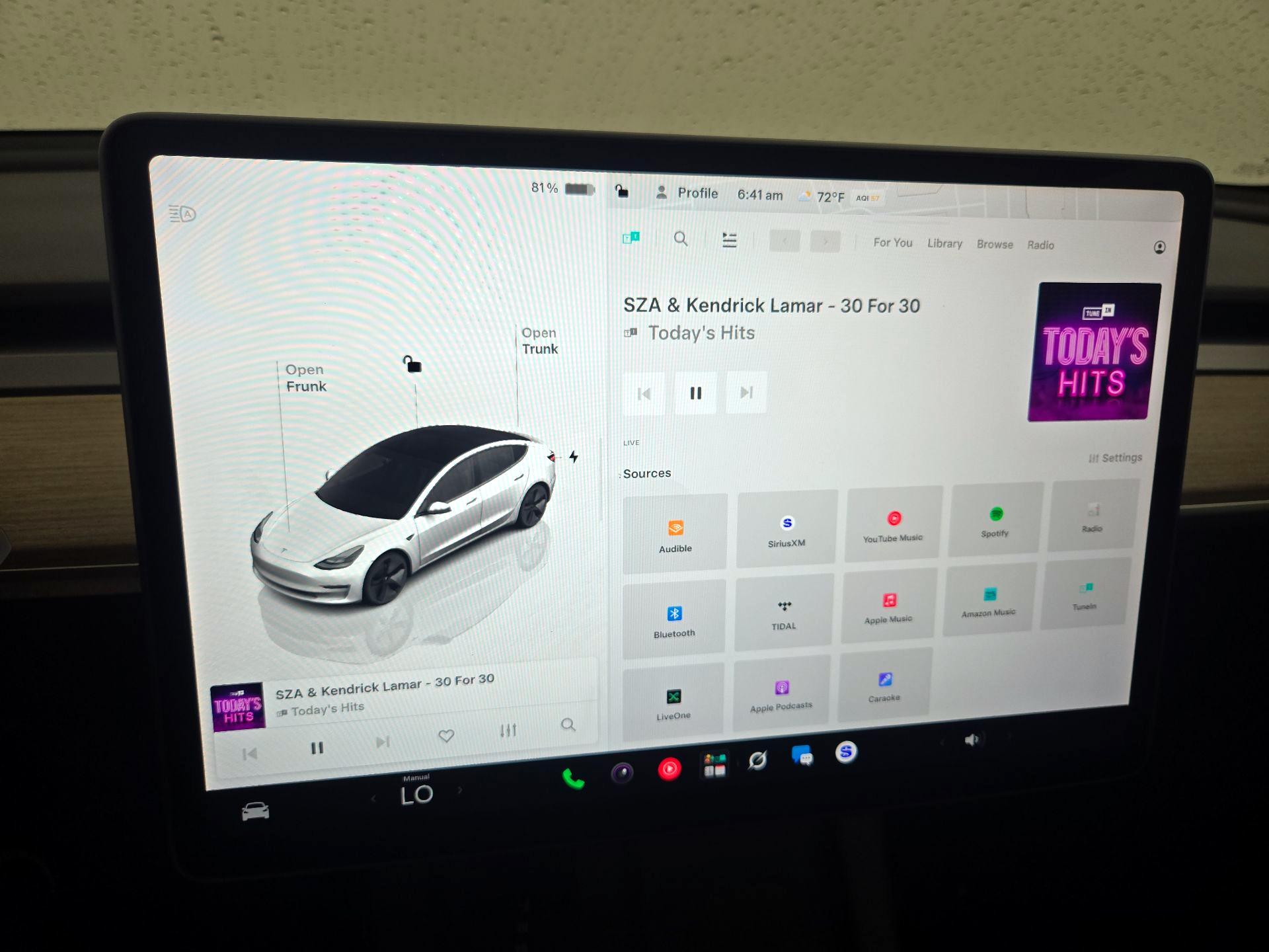 Thumbnail: 2023 Tesla Model 3 - 15