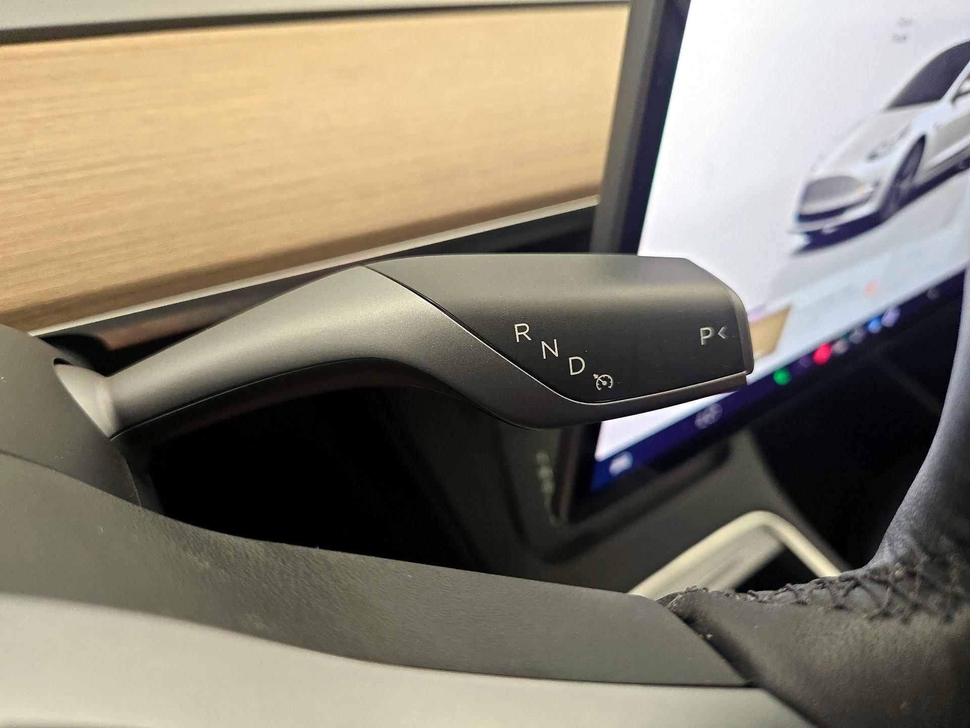 Thumbnail: 2023 Tesla Model 3 - 17