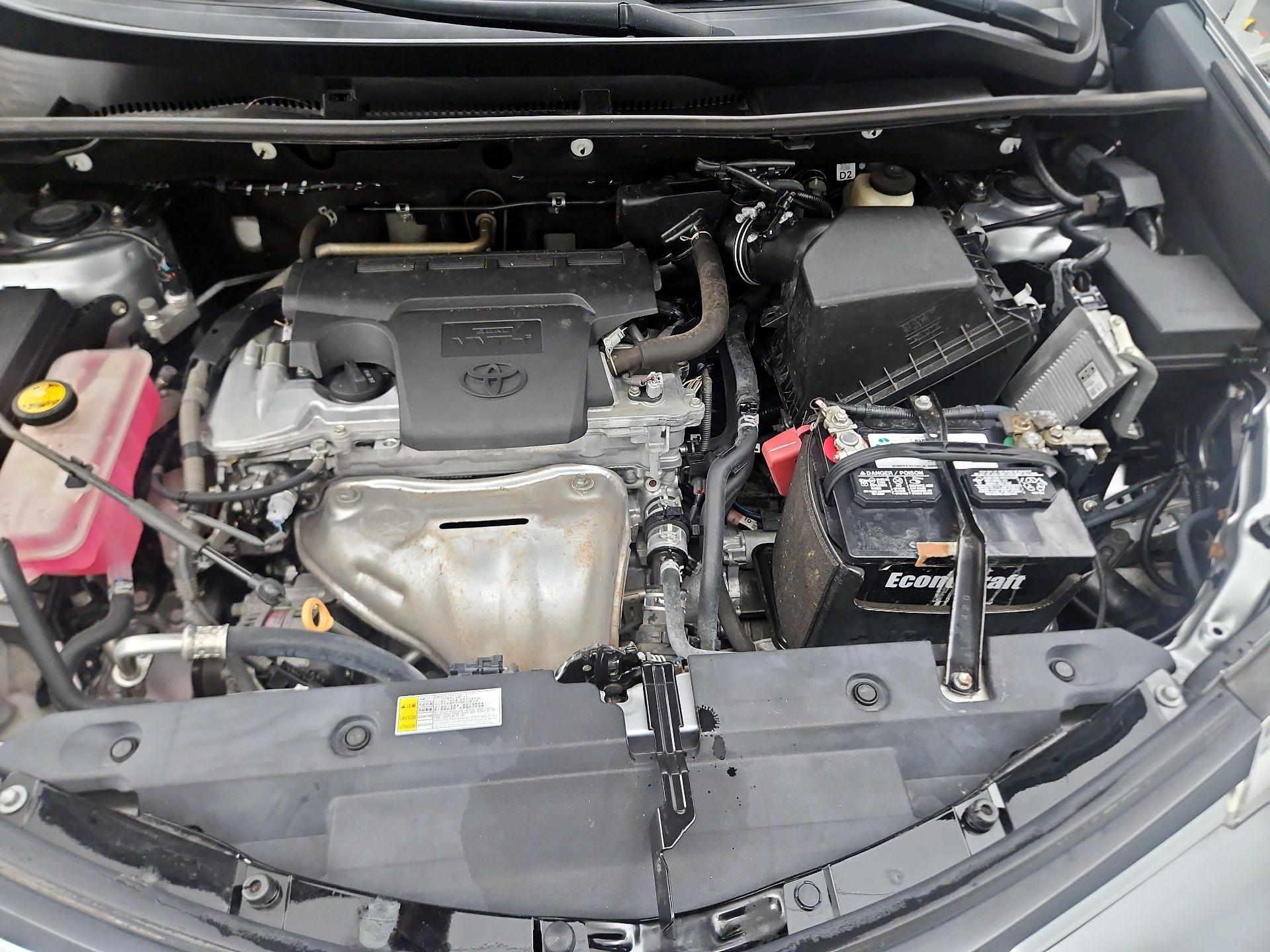 Thumbnail: 2018 Toyota RAV4 - 15