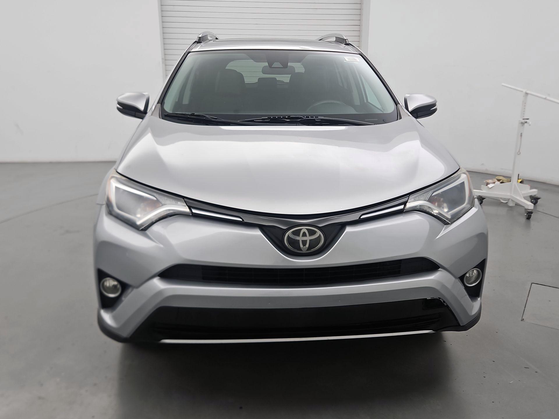 Thumbnail: 2018 Toyota RAV4 - 2
