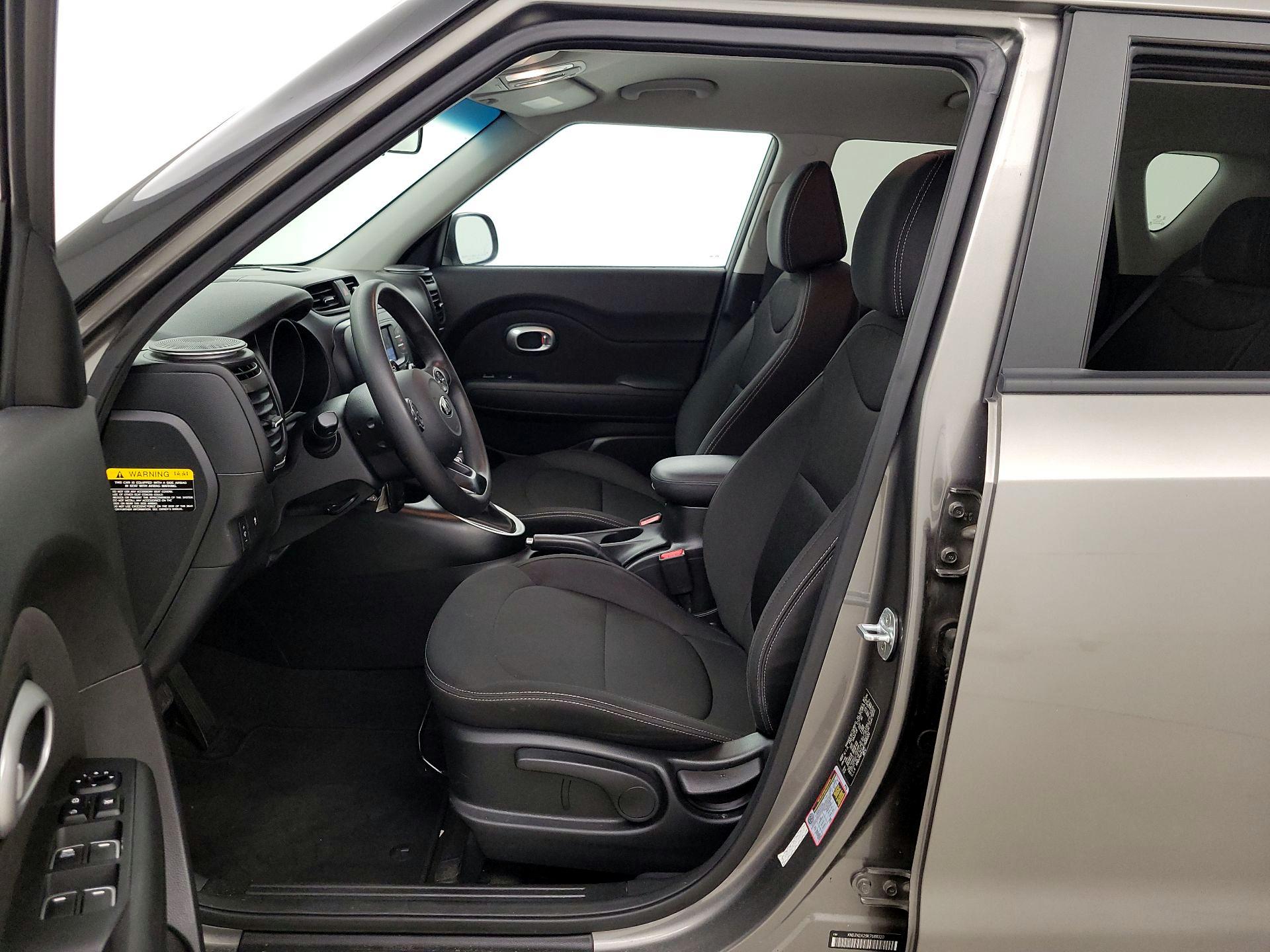 Thumbnail: 2019 Kia Soul - 11