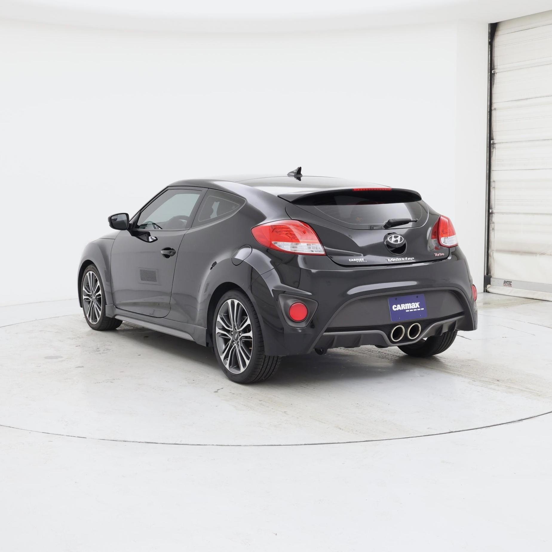 Thumbnail: 2016 Hyundai Veloster - 2