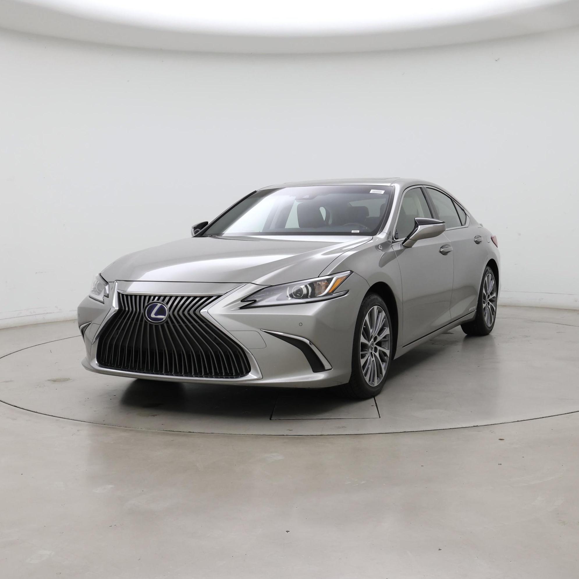 Thumbnail: 2019 Lexus ES - 4